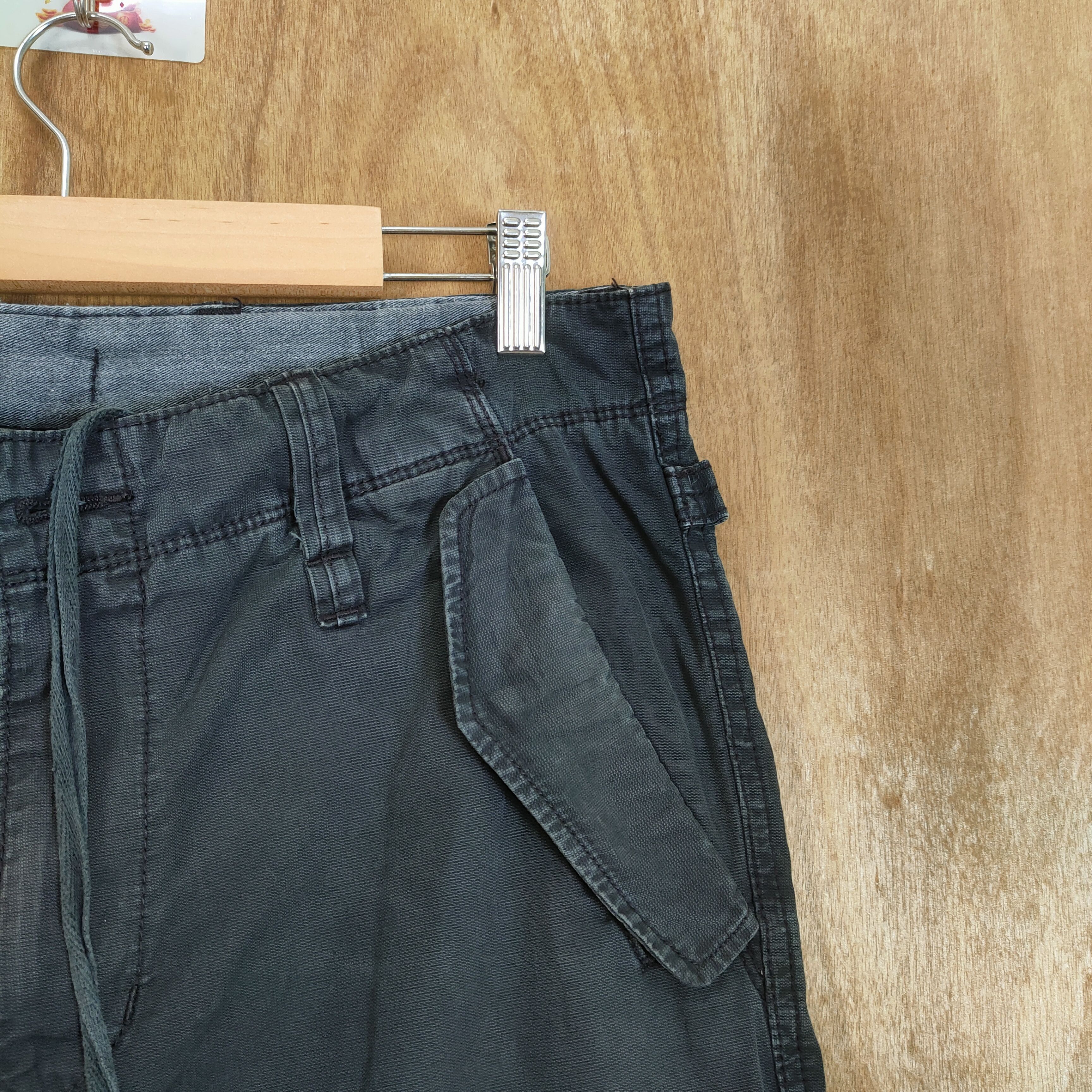 Japanese Brand VINTAGE JAPANESE BRAND BLACK CARGO PANTS Size US 30 / EU 46 - 8 Thumbnail