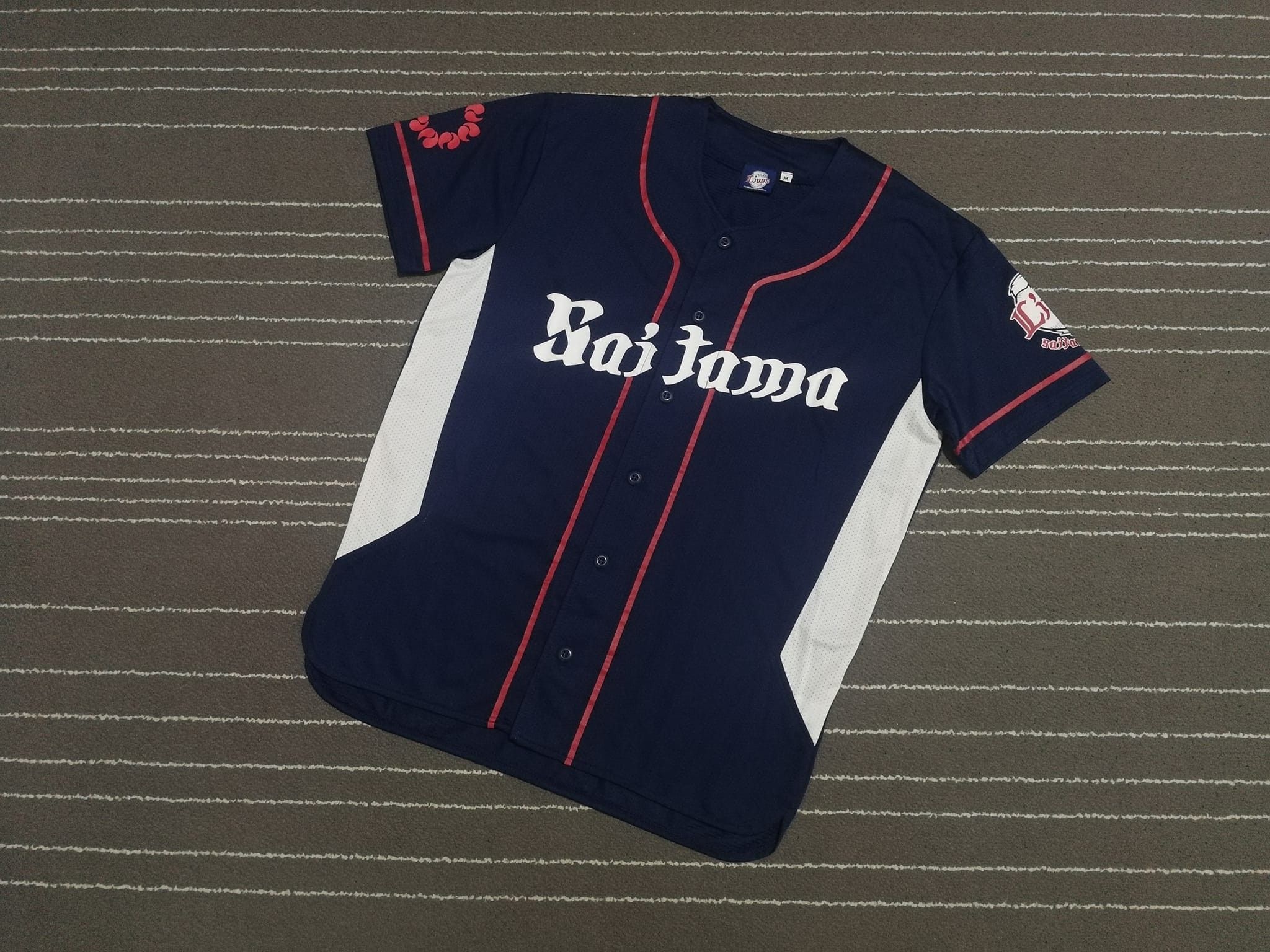 Lions Baseball Jersey Mens Size M / Japanese Saitama Seibu 