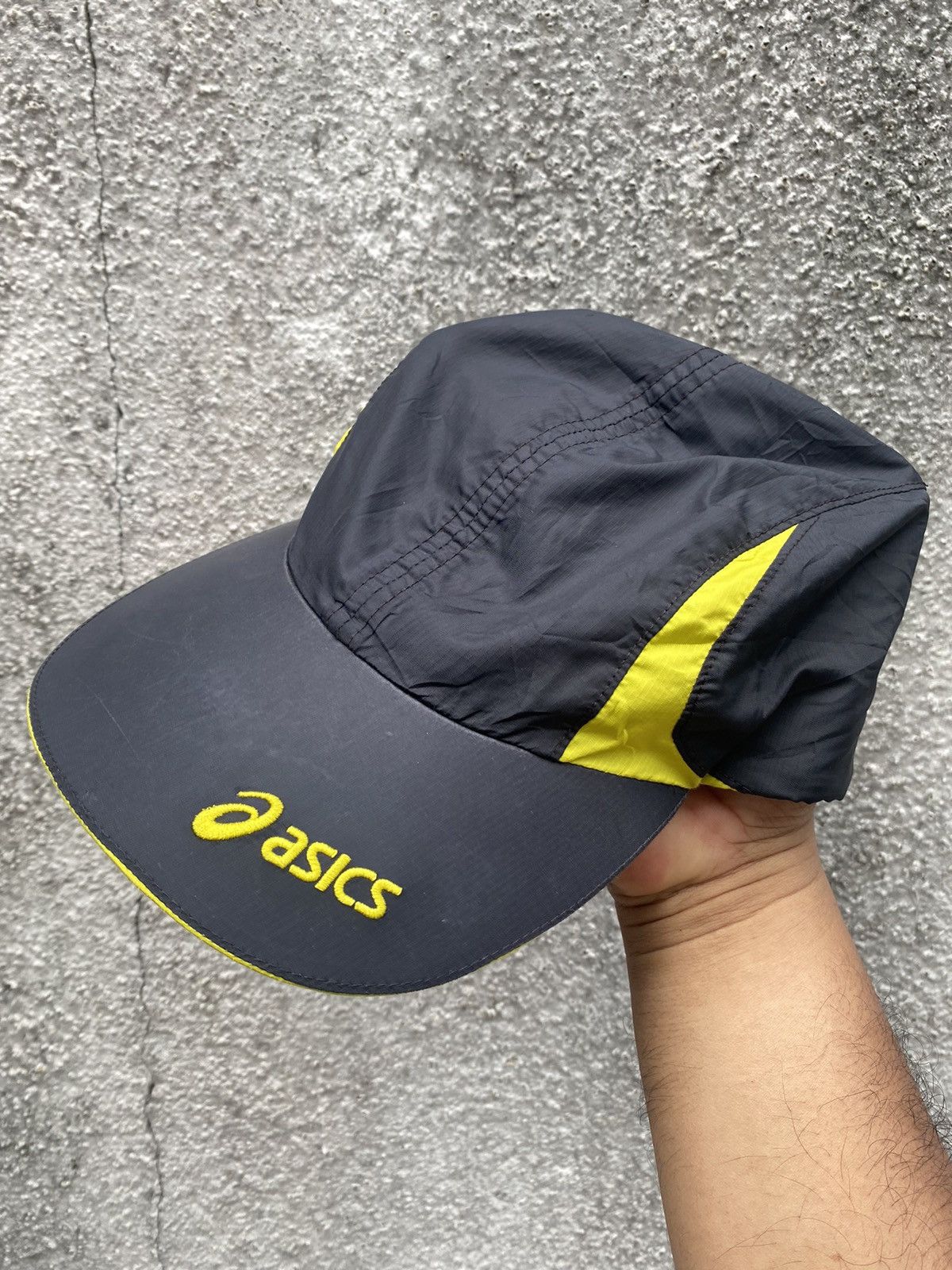 Asics Asics Running Hat Size ONE SIZE - 1 Thumbnail
