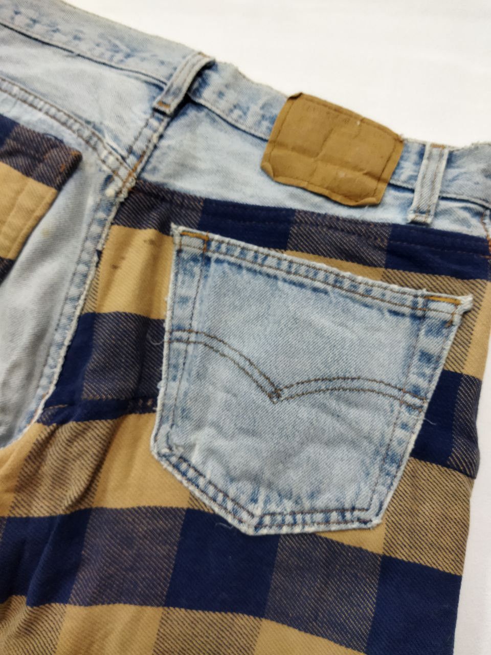 Levi's Vintage Clothing Vintage LEVI'S Custom Made Distressed Jeans - Size 31 Size US 31 - 2 Thumbnail