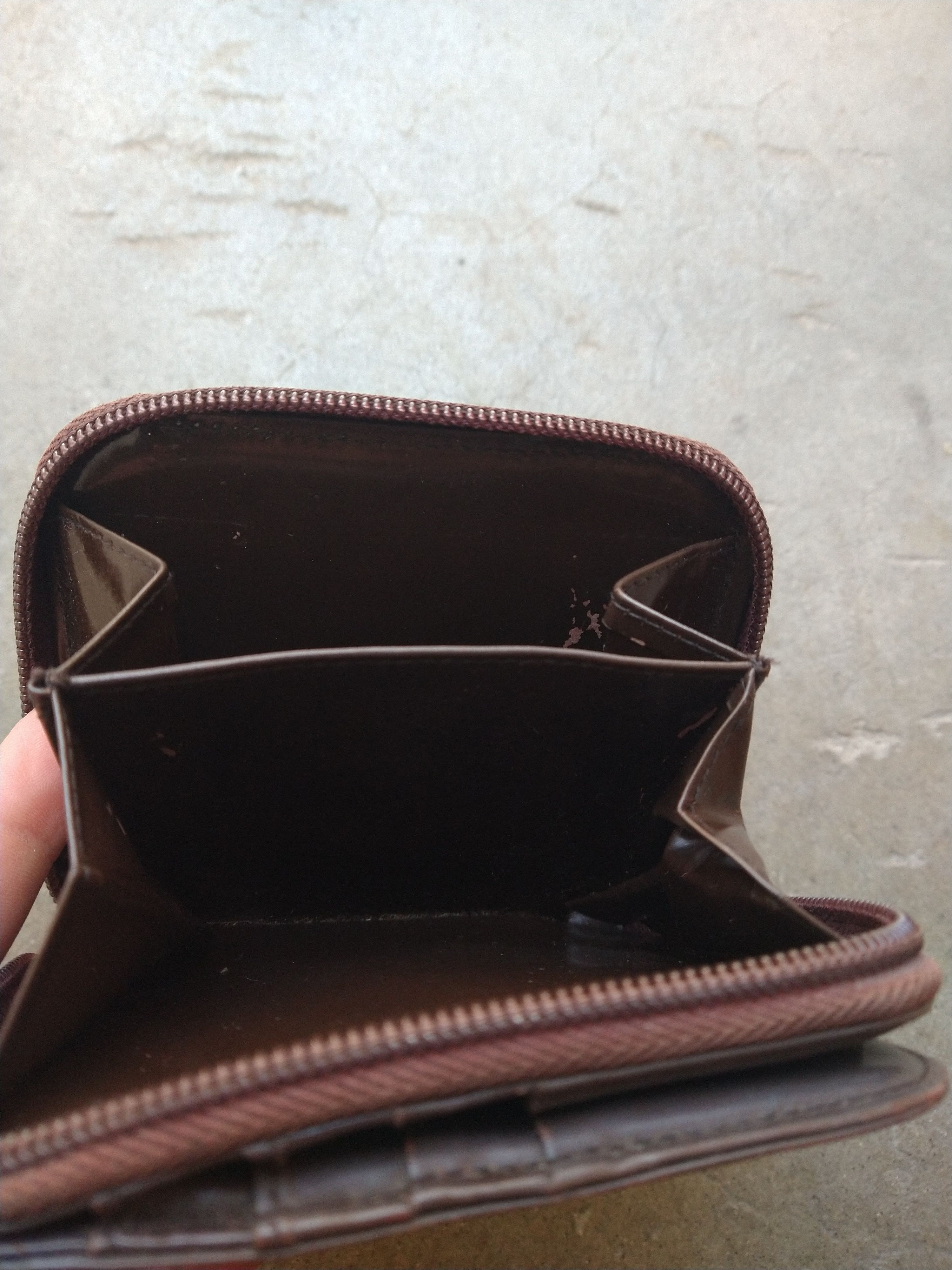 Prada Prada Wallet Brown Leather Zip FLAW Size ONE SIZE - 13 Thumbnail