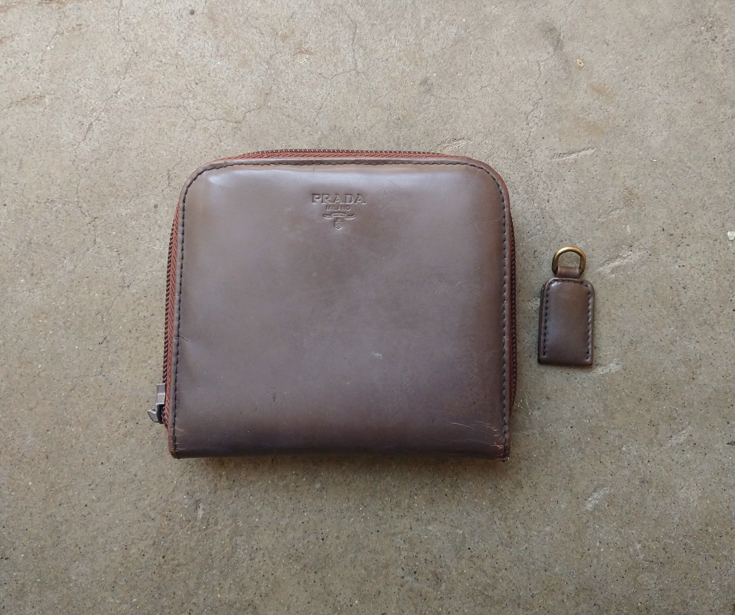Prada Wallet Brown Leather Zip FLAW