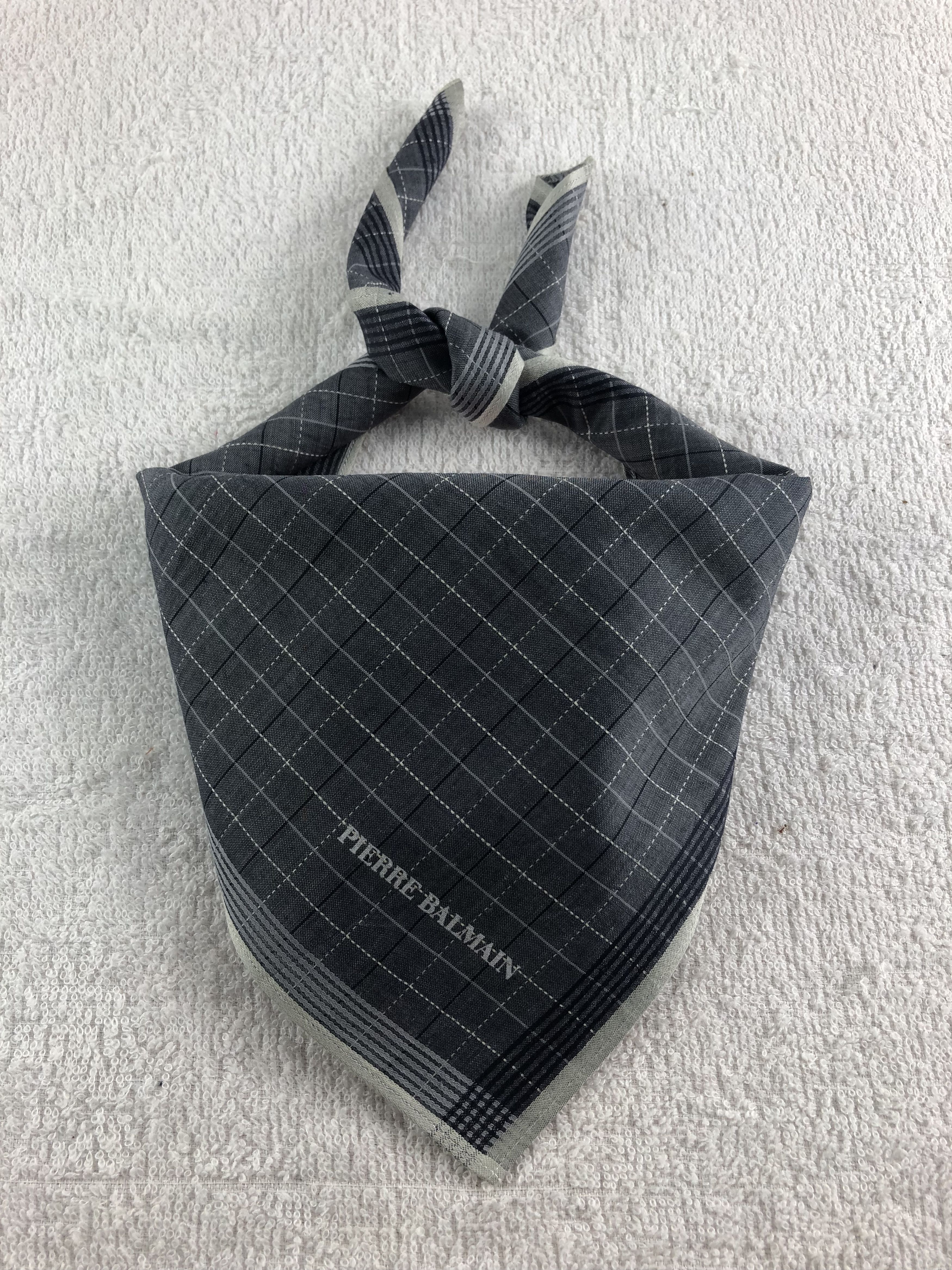 Pierre Balmain Pierre Balmain Handkerchief / Bandana / Neckerchief C210 Size ONE SIZE - 1 Thumbnail
