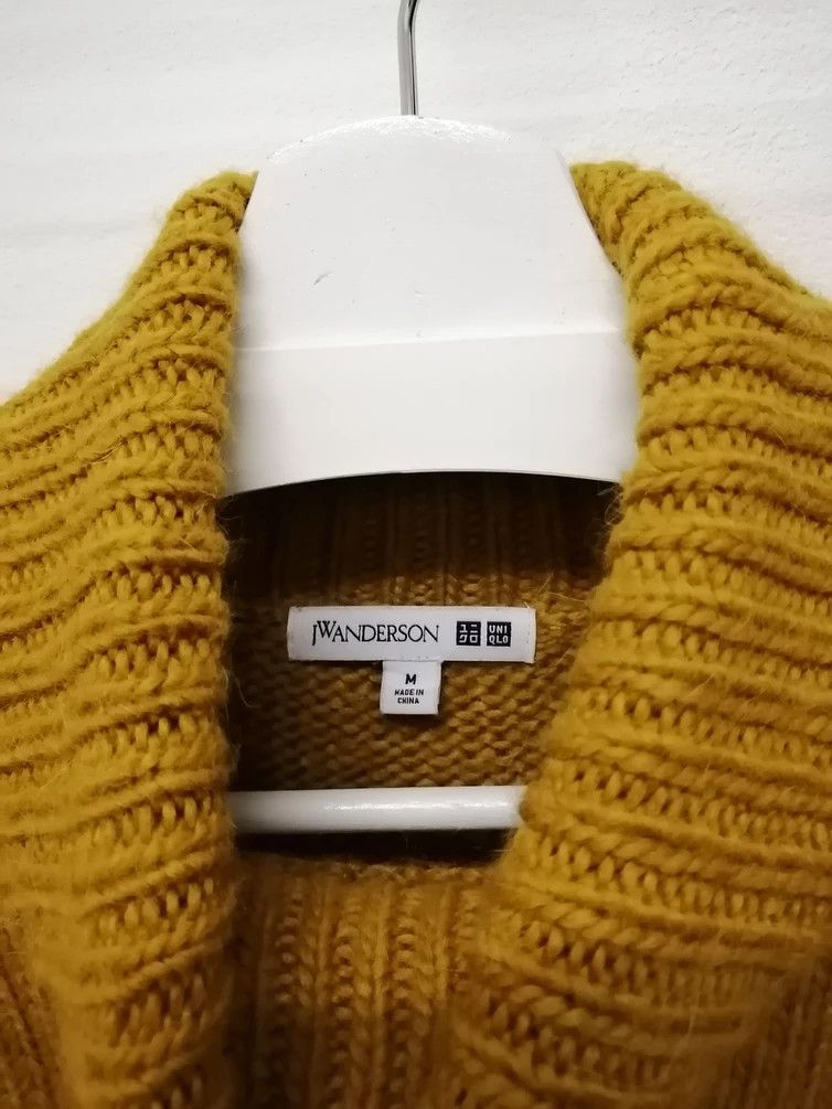 JW Anderson × Uniqlo J.W. ANDERSON x UT Knitwear - Size M Size US M / EU 48-50 / 2 - 5 Thumbnail