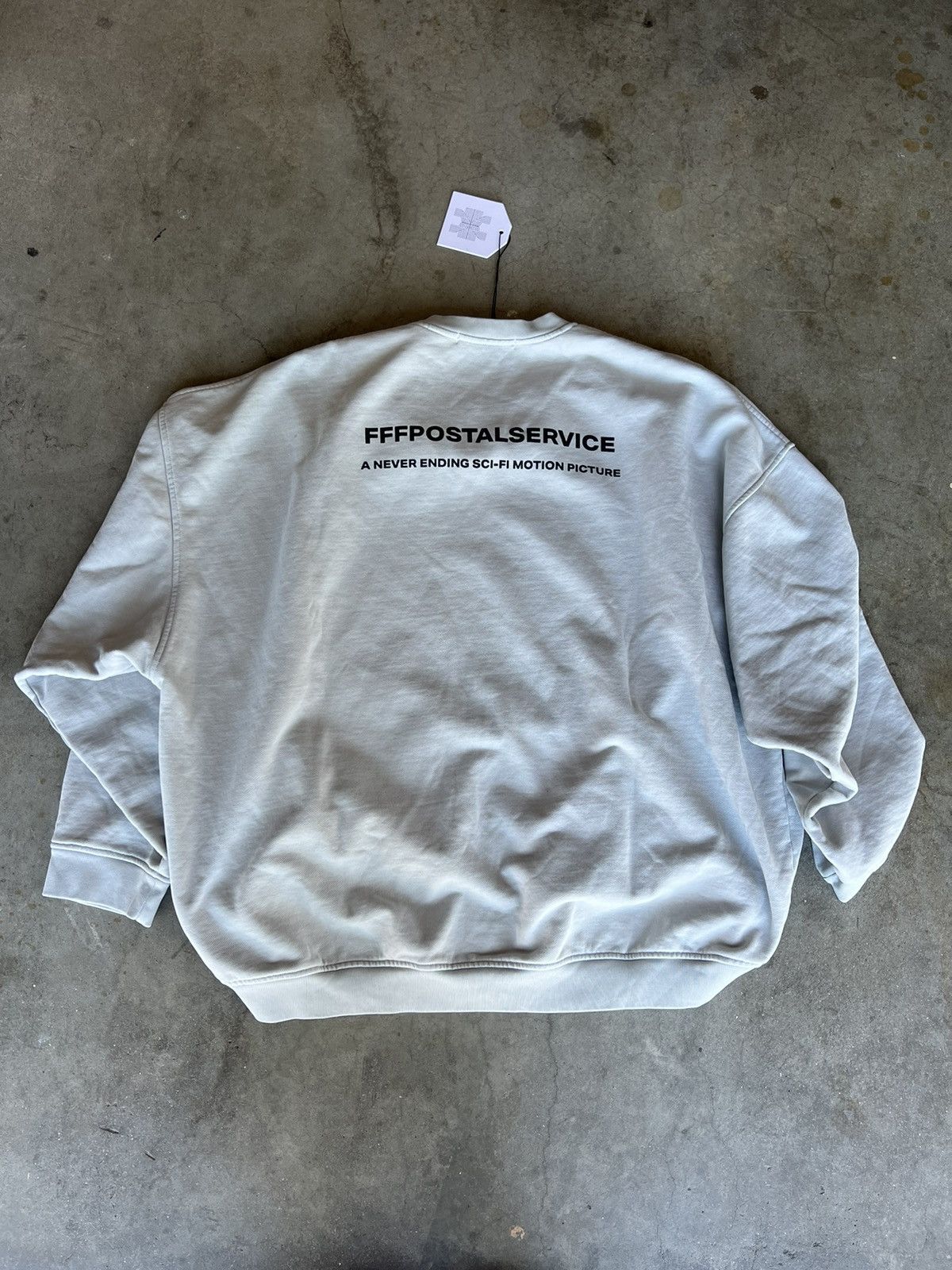 image of Fffpostalservice Sci-Fi Motion Picture Round Hem Crewneck in Grey, Men's (Size XL)
