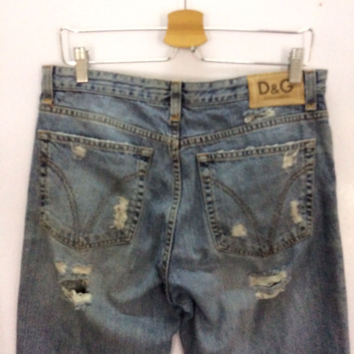 Dolce & Gabbana DOLCE & GABBANA D&G DISTRESSED DESIGN DENIM PANT Size US 32 / EU 48 - 10 Thumbnail