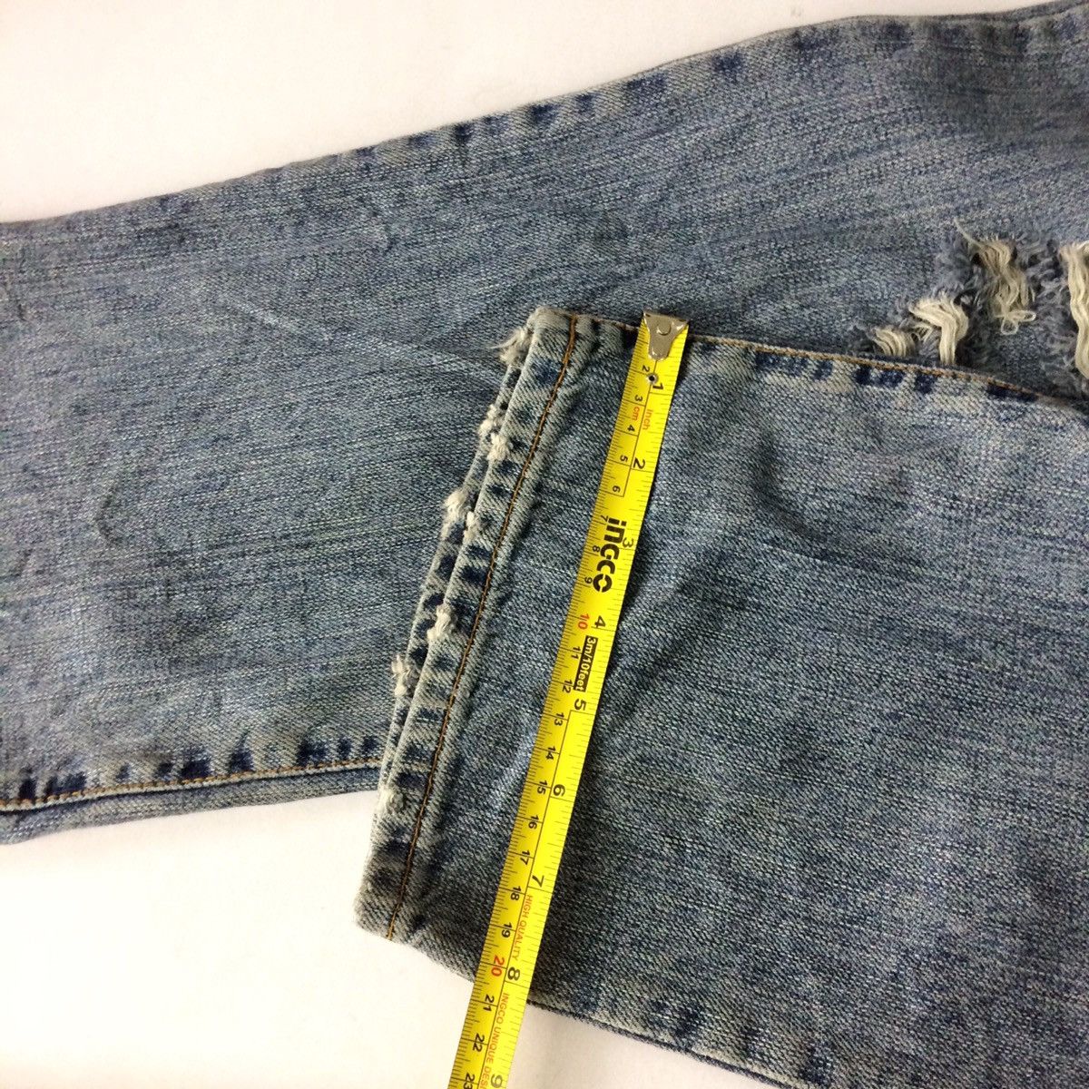 Dolce & Gabbana DOLCE & GABBANA D&G DISTRESSED DESIGN DENIM PANT Size US 32 / EU 48 - 23 Thumbnail