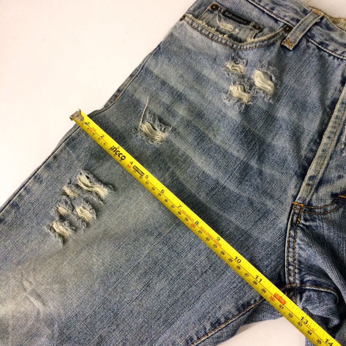 Dolce & Gabbana DOLCE & GABBANA D&G DISTRESSED DESIGN DENIM PANT Size US 32 / EU 48 - 22 Thumbnail