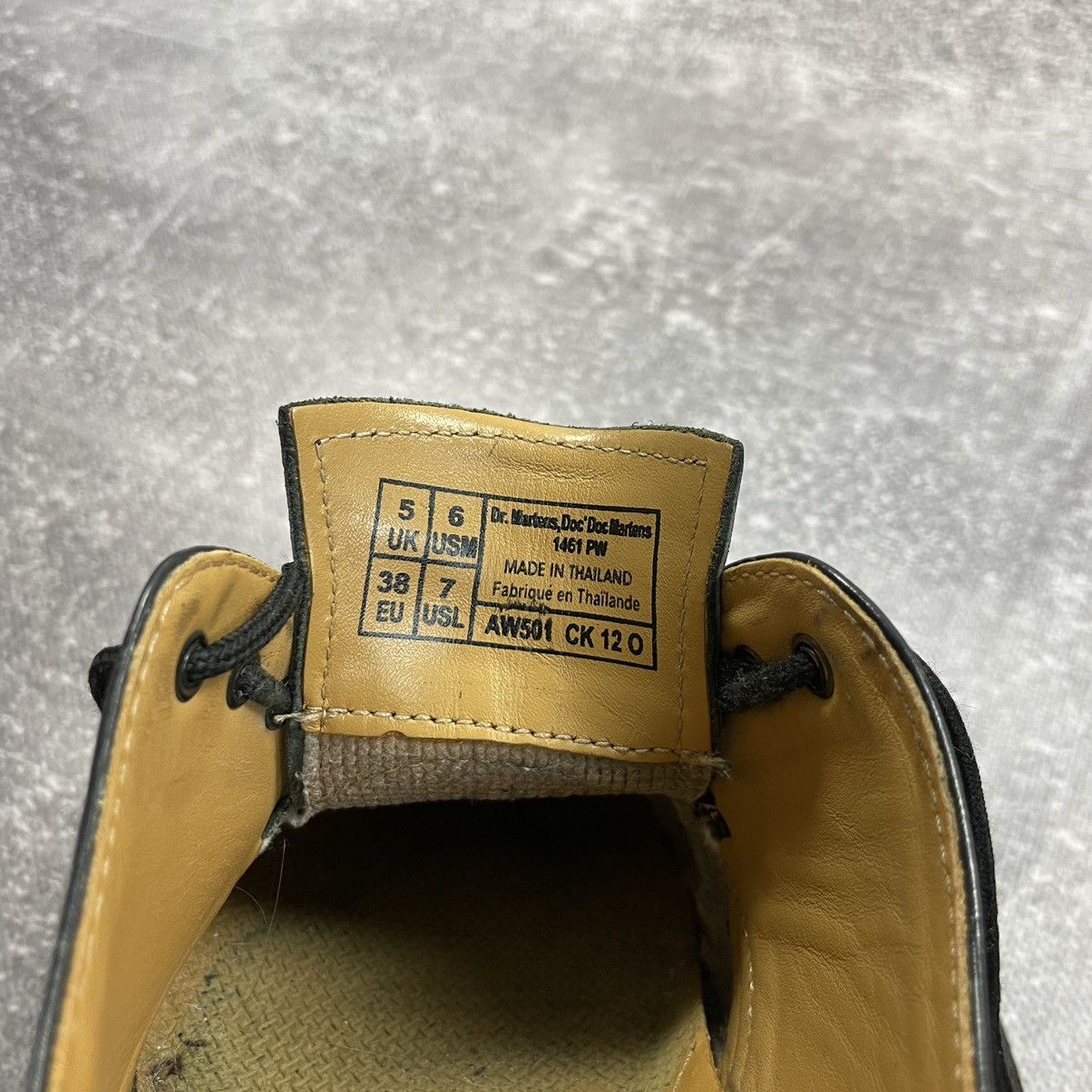 Dr. Martens Leather Dr.Martens 1461 Low-Top Shoes Size US 6 / EU 39 - 14 Thumbnail