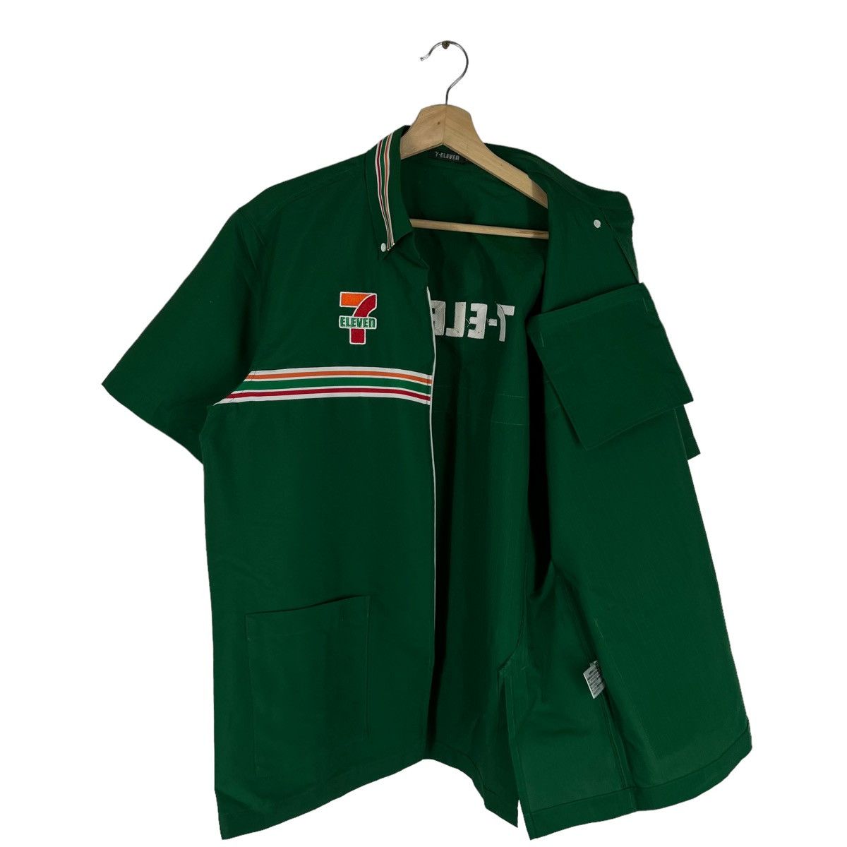Japanese Brand VINTAGE 7-ELEVEN WORKERS WEAR BIG LOGO JACKET Size US L / EU 52-54 / 3 - 8 Thumbnail