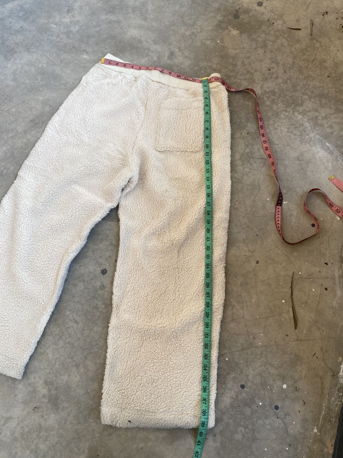 JW Anderson × Uniqlo Steals💥 Uniqlo JW Anderson sherpa Pants Size US 32 / EU 48 - 7 Thumbnail