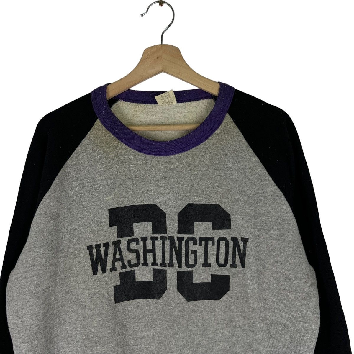 Japanese Brand VINTAGE SWEATSHIRT CREWNECK DC WASHINGTON BIG LOGO USA MADE Size US L / EU 52-54 / 3 - 3 Thumbnail