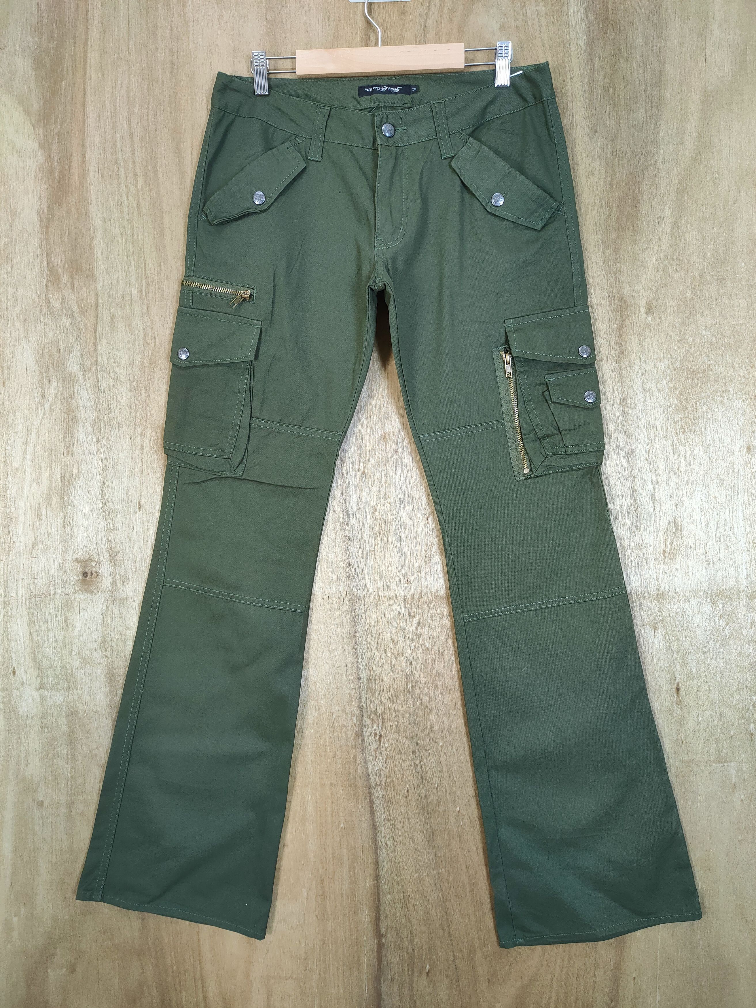 Roots ROOT THREE FLARE CARGO PANTS MULTIPOCKET TACTICAL Size US 31 - 1 Thumbnail