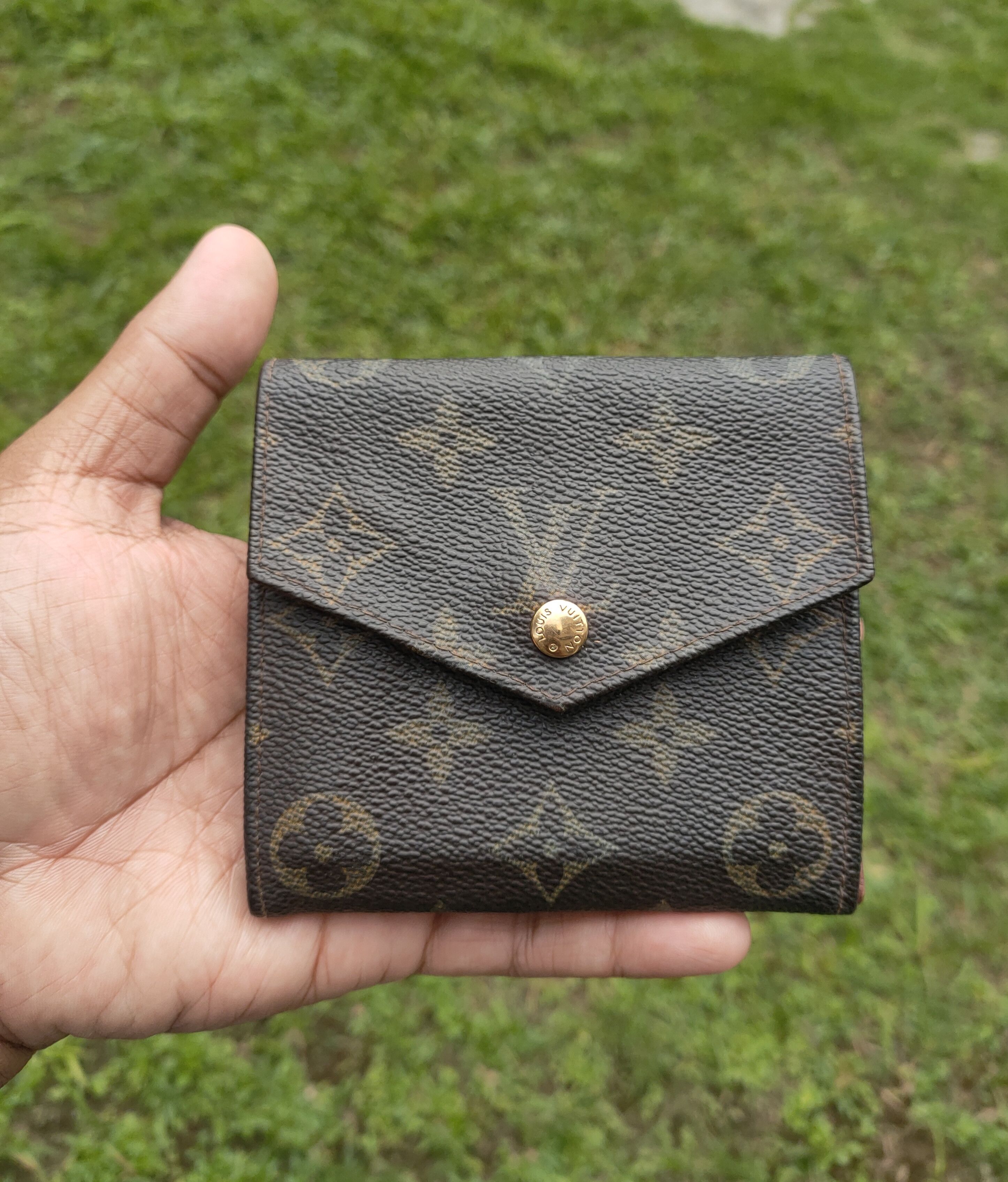 Louis Vuitton Small Wallet 