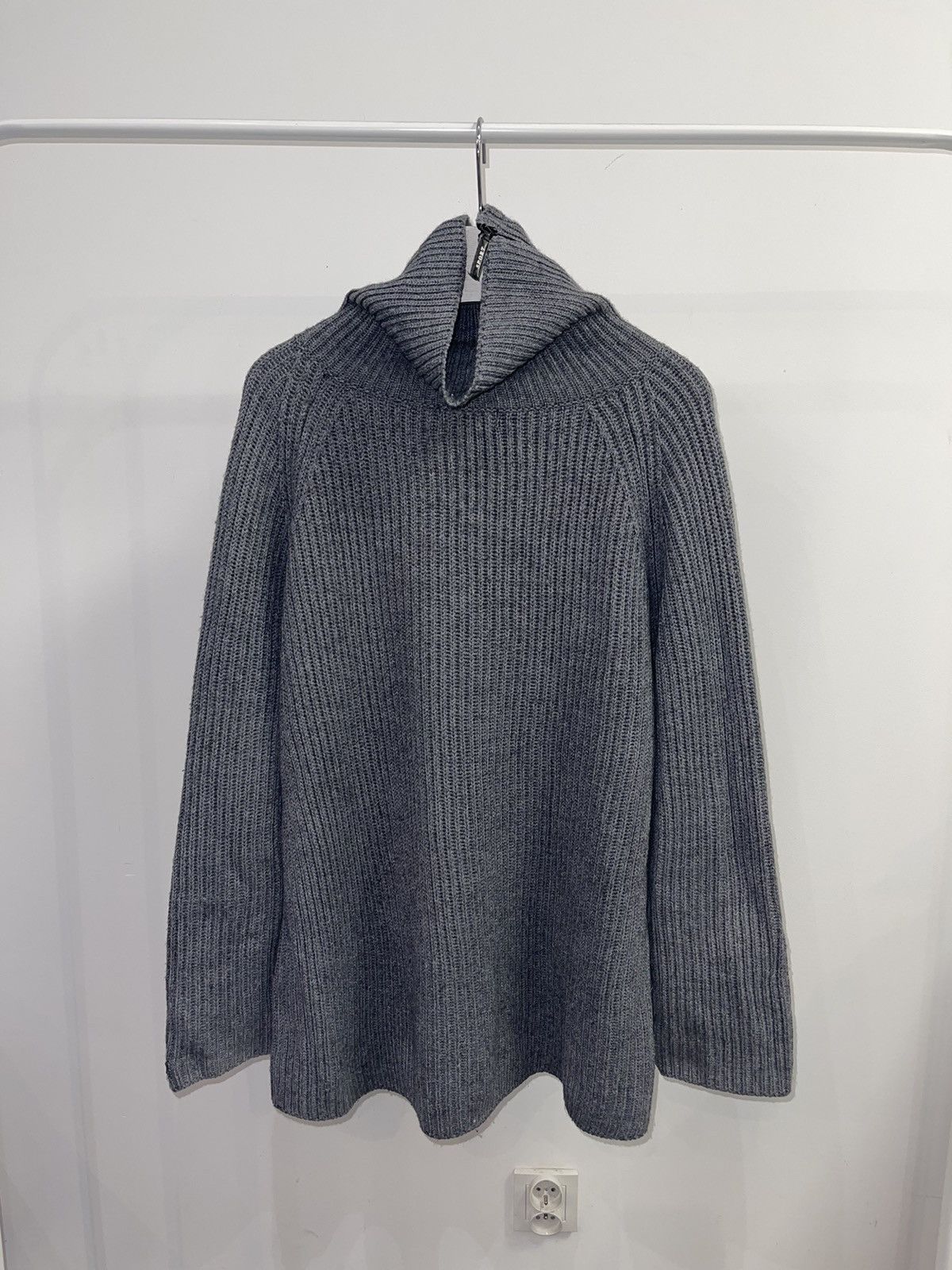 Valentino Valentino Wool Zipped Turtleneck Sweater Size US XL / EU 56 / 4 - 8 Thumbnail