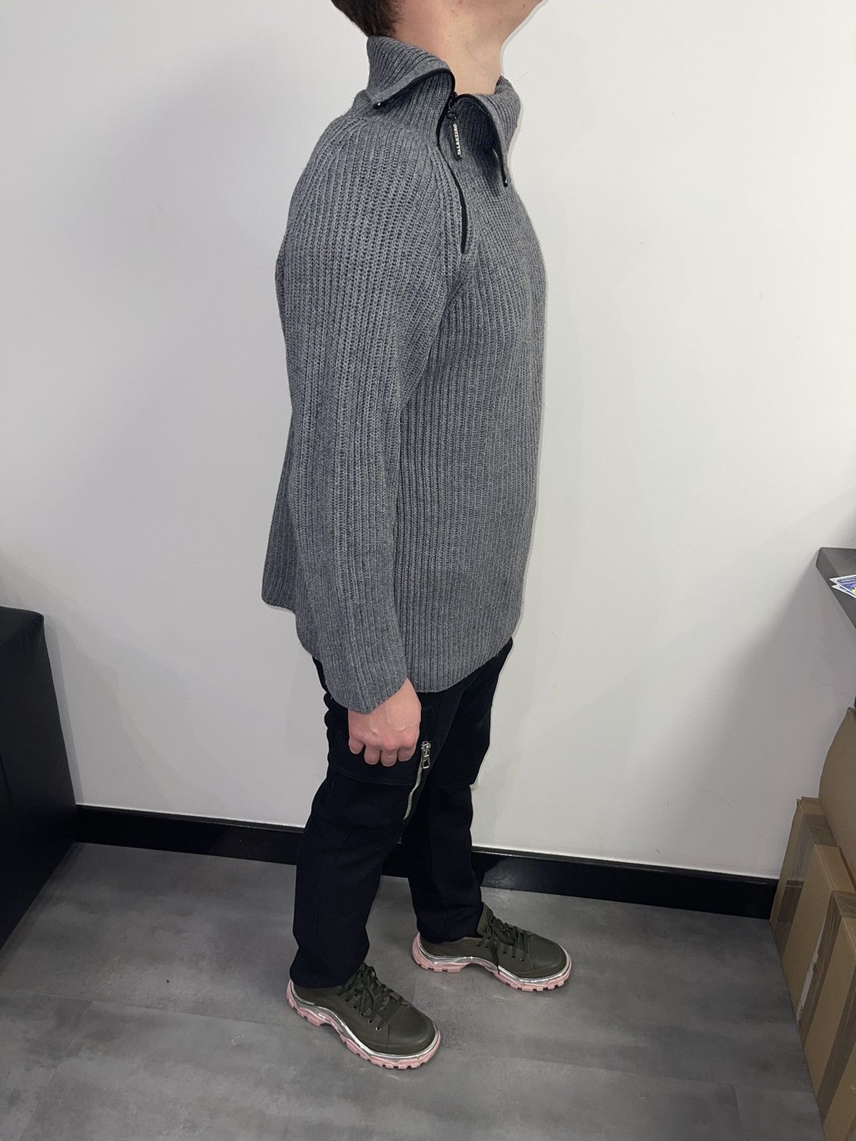 Valentino Valentino Wool Zipped Turtleneck Sweater Size US XL / EU 56 / 4 - 4 Thumbnail