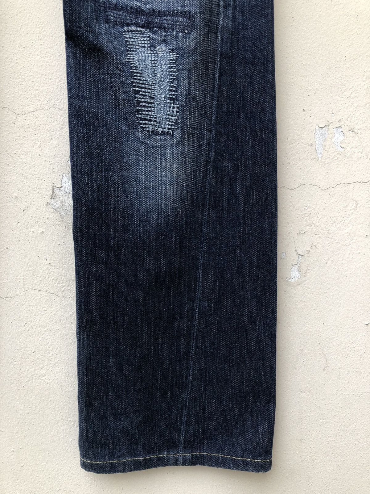 Jimmy Taverniti Taverniti Fonda 17 Distressed Denim Jeans Size US 30 / EU 46 - 16 Thumbnail