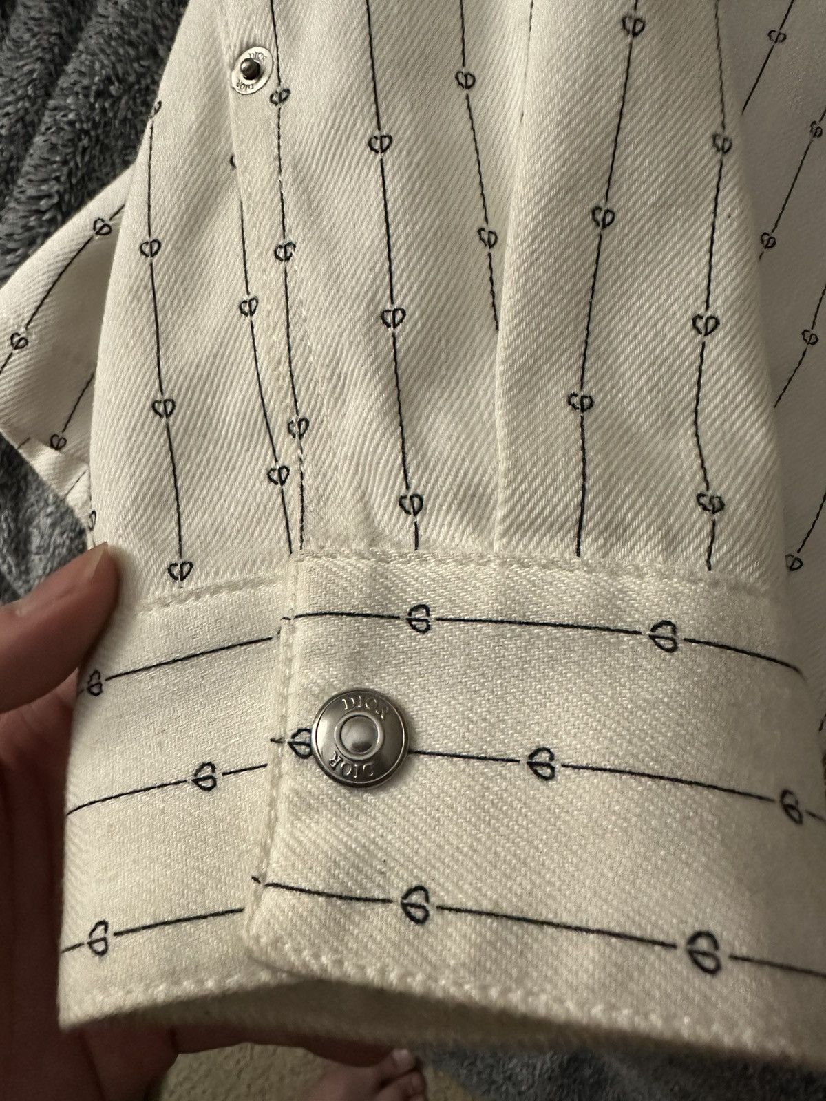 Dior Dior White Pinstriped 'CD Heart' Overshirt Size US M / EU 48-50 / 2 - 7 Thumbnail