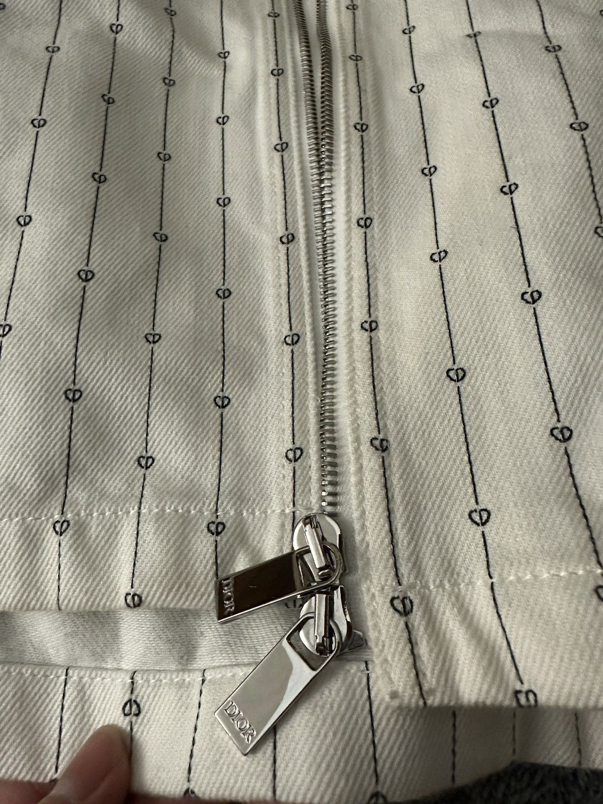 Dior Dior White Pinstriped 'CD Heart' Overshirt Size US M / EU 48-50 / 2 - 6 Thumbnail