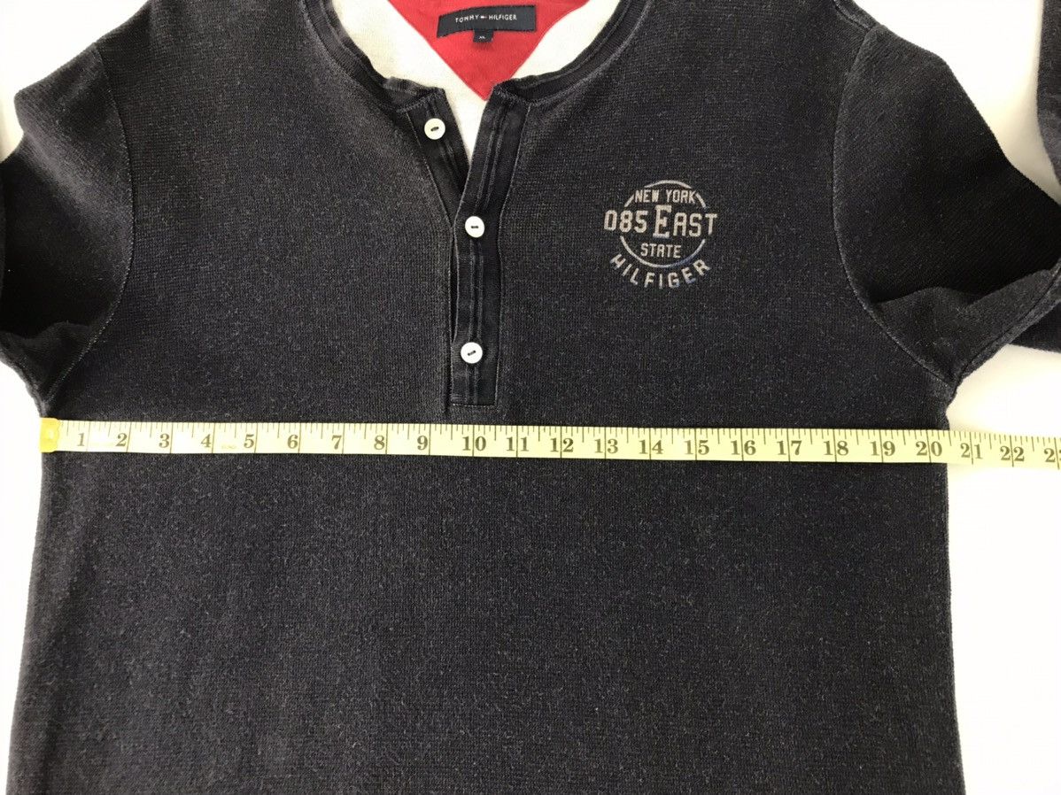Tommy Hilfiger Tommy Hilfiger Simple Logo Button Style Size US M / EU 48-50 / 2 - 10 Thumbnail
