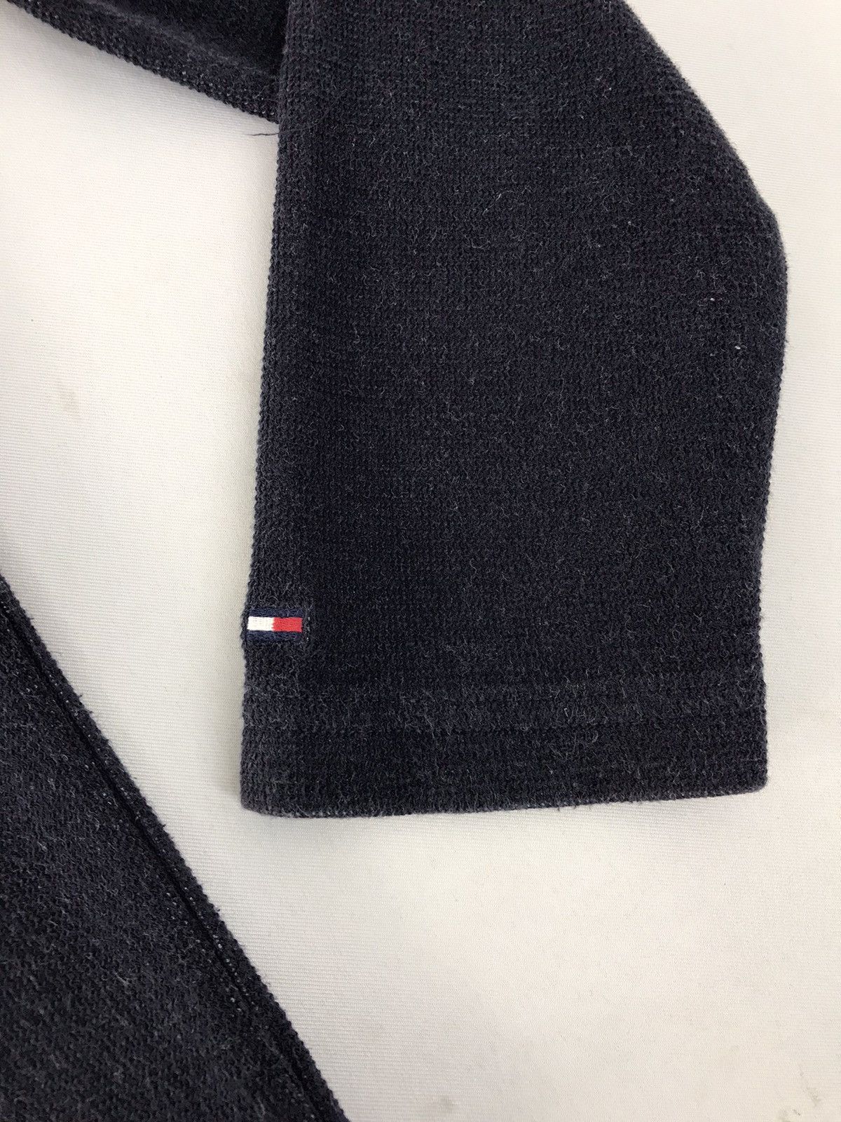 Tommy Hilfiger Tommy Hilfiger Simple Logo Button Style Size US M / EU 48-50 / 2 - 5 Thumbnail