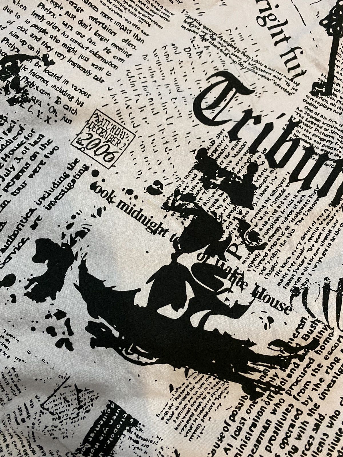 Japanese Brand 2006 BA.TSU studio japan newspaper skull print Size US M / EU 48-50 / 2 - 6 Thumbnail