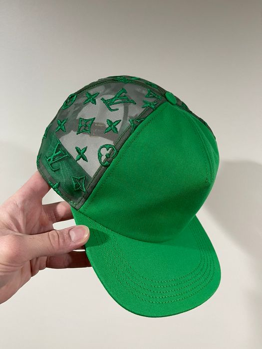 green louis vuitton hat