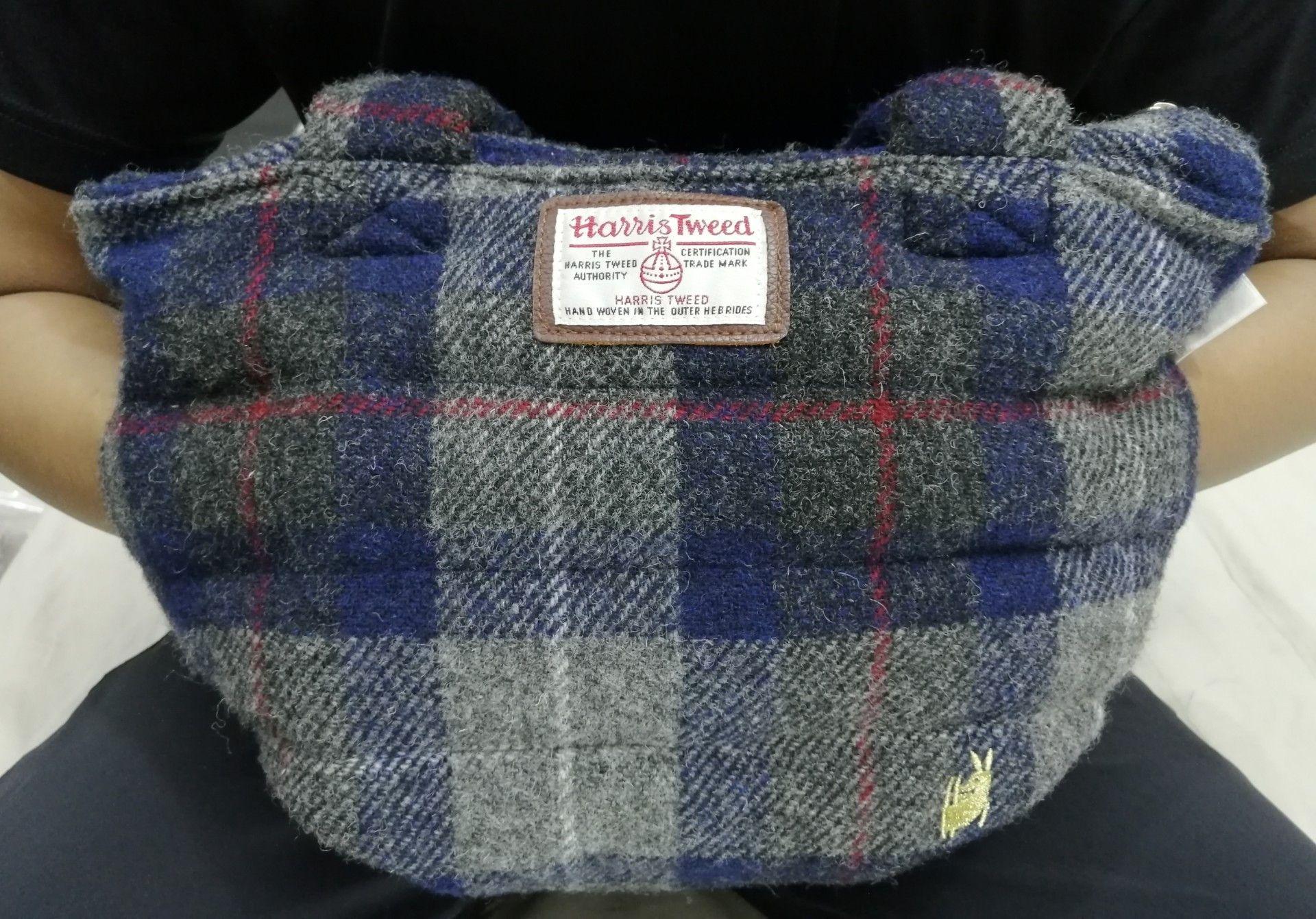 Harris Tweed × ROOTOTE RARE!🔥HARRIS TWEED x ROOTOTE WOOL Tote/ Hand Warmer Bag Size ONE SIZE - 23 Thumbnail