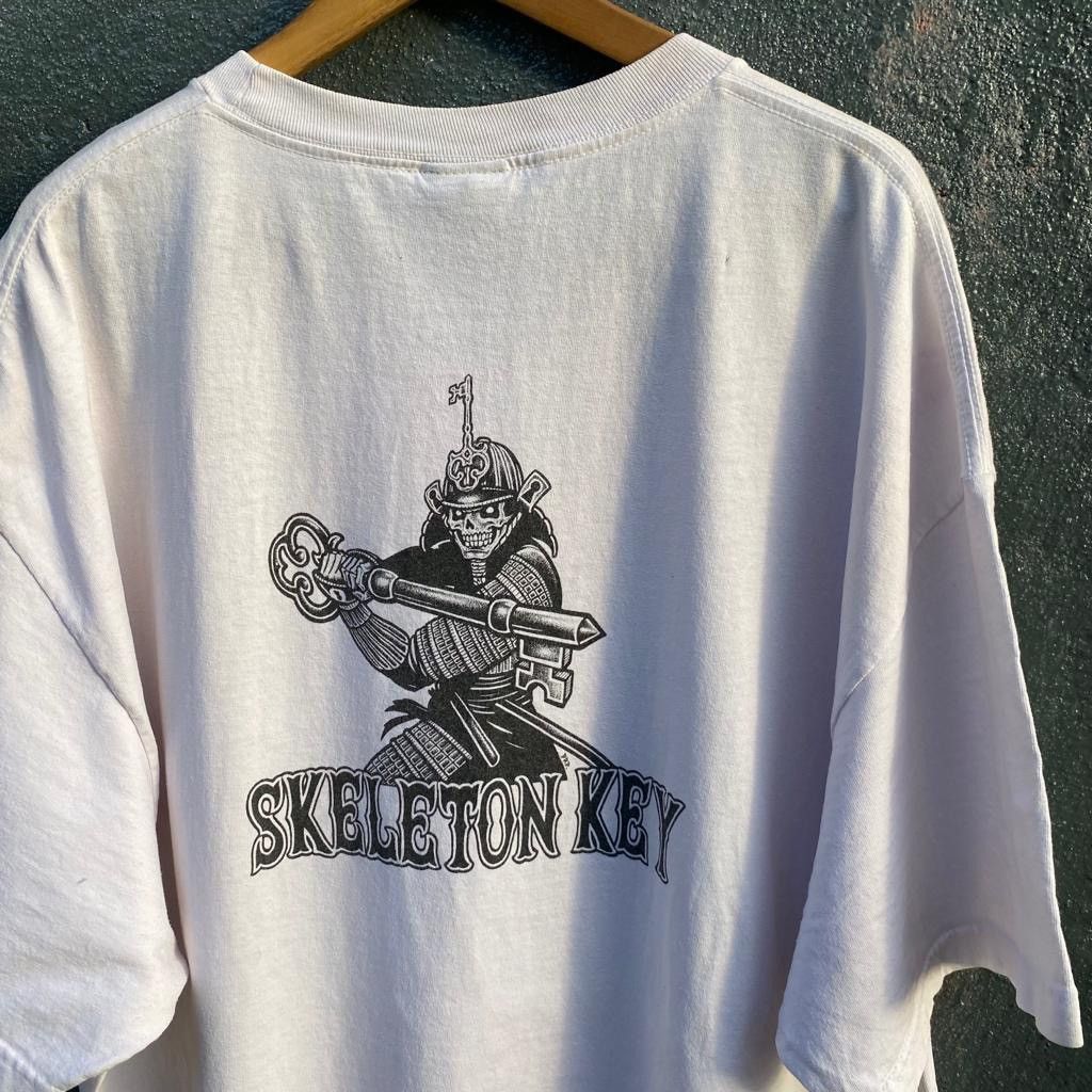 Santa Cruz Skateboards Vintage Y2K NHS Skeleton Key Skateboard Tee Size US XXL / EU 58 / 5 - 2 Thumbnail