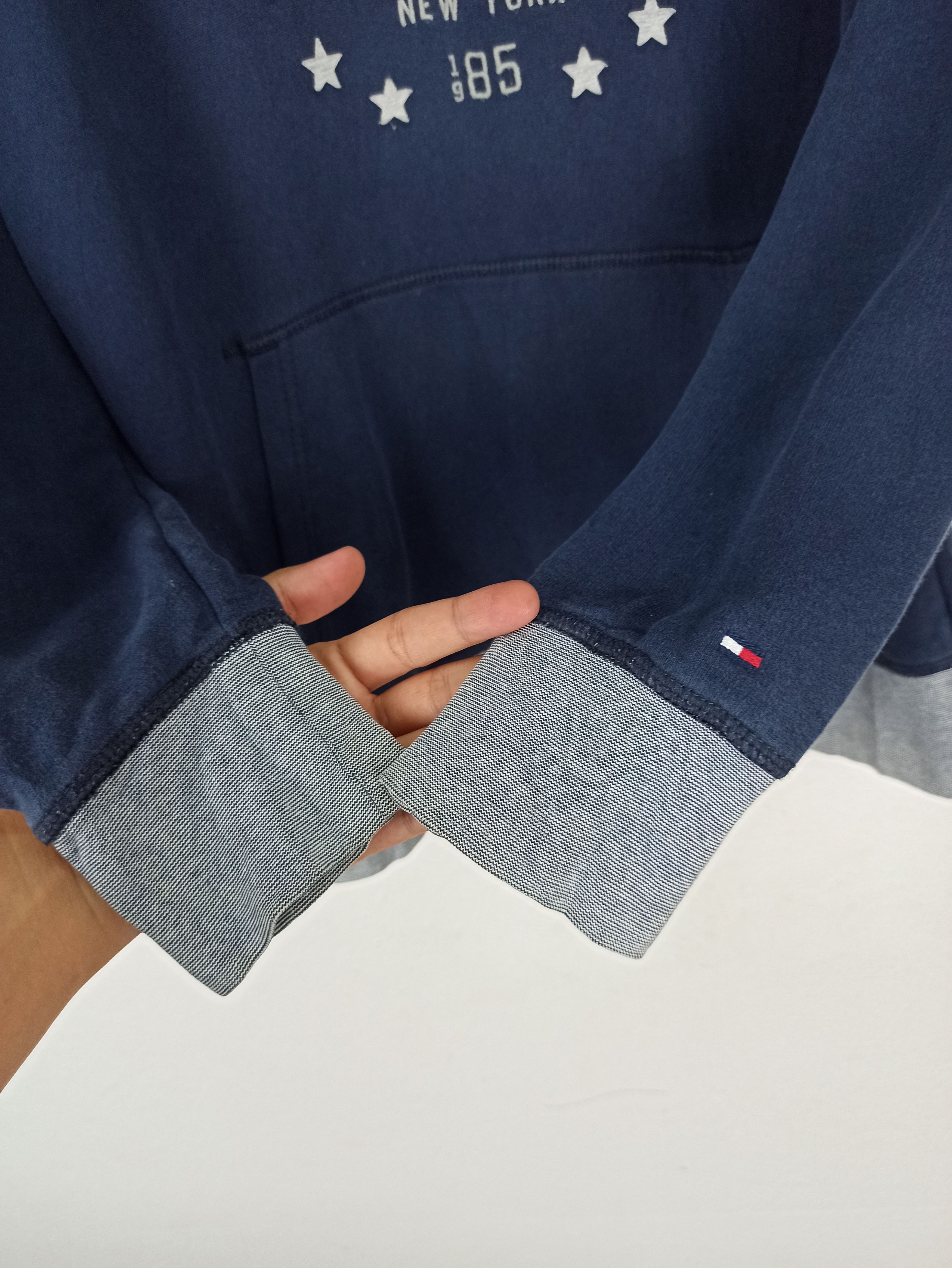 Tommy Hilfiger Vintage Tommy Hilfiger New York Sweatshirts (c46) Size US M / EU 48-50 / 2 - 4 Thumbnail