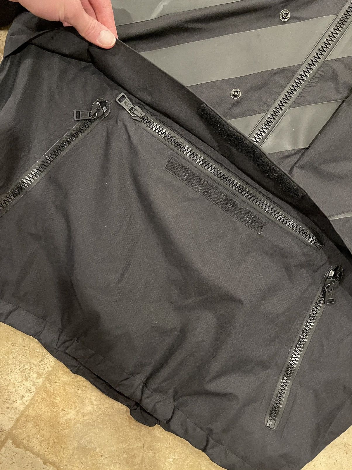 Moncler × Off-White Moncler x Off White Donville Smock Black Windbreaker Jacket Size US L / EU 52-54 / 3 - 17 Thumbnail