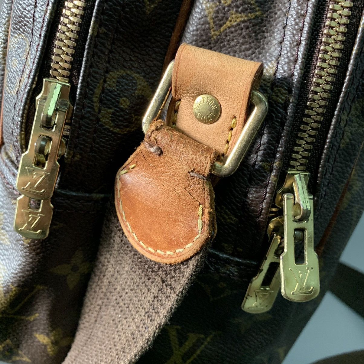 Louis Vuitton Louis Vuitton Reporter Mesengger GM Size ONE SIZE - 6 Thumbnail