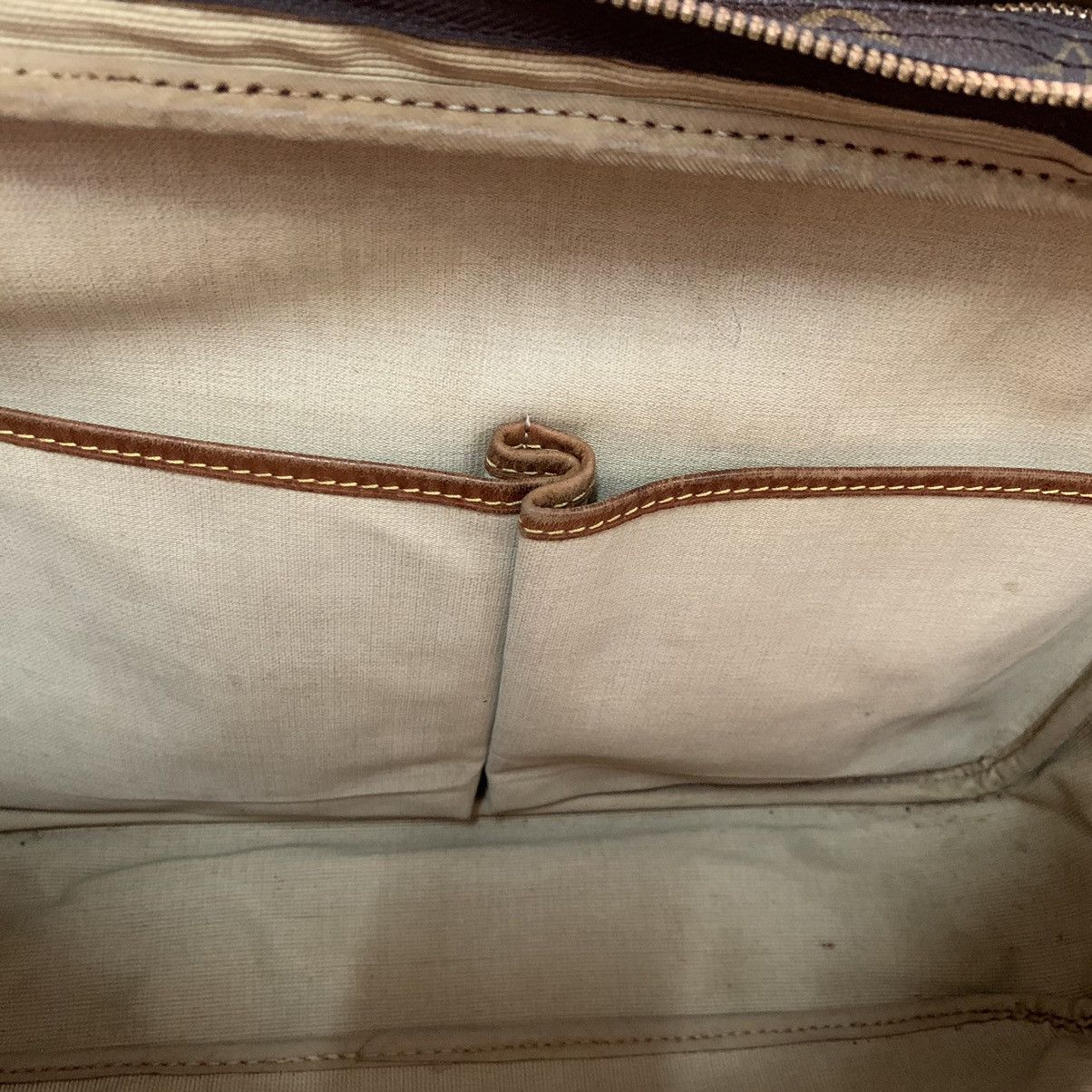 Louis Vuitton Louis Vuitton Reporter Mesengger GM Size ONE SIZE - 19 Thumbnail