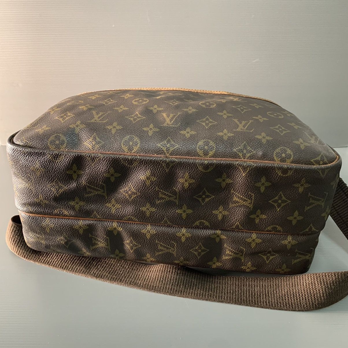 Louis Vuitton Louis Vuitton Reporter Mesengger GM Size ONE SIZE - 14 Thumbnail
