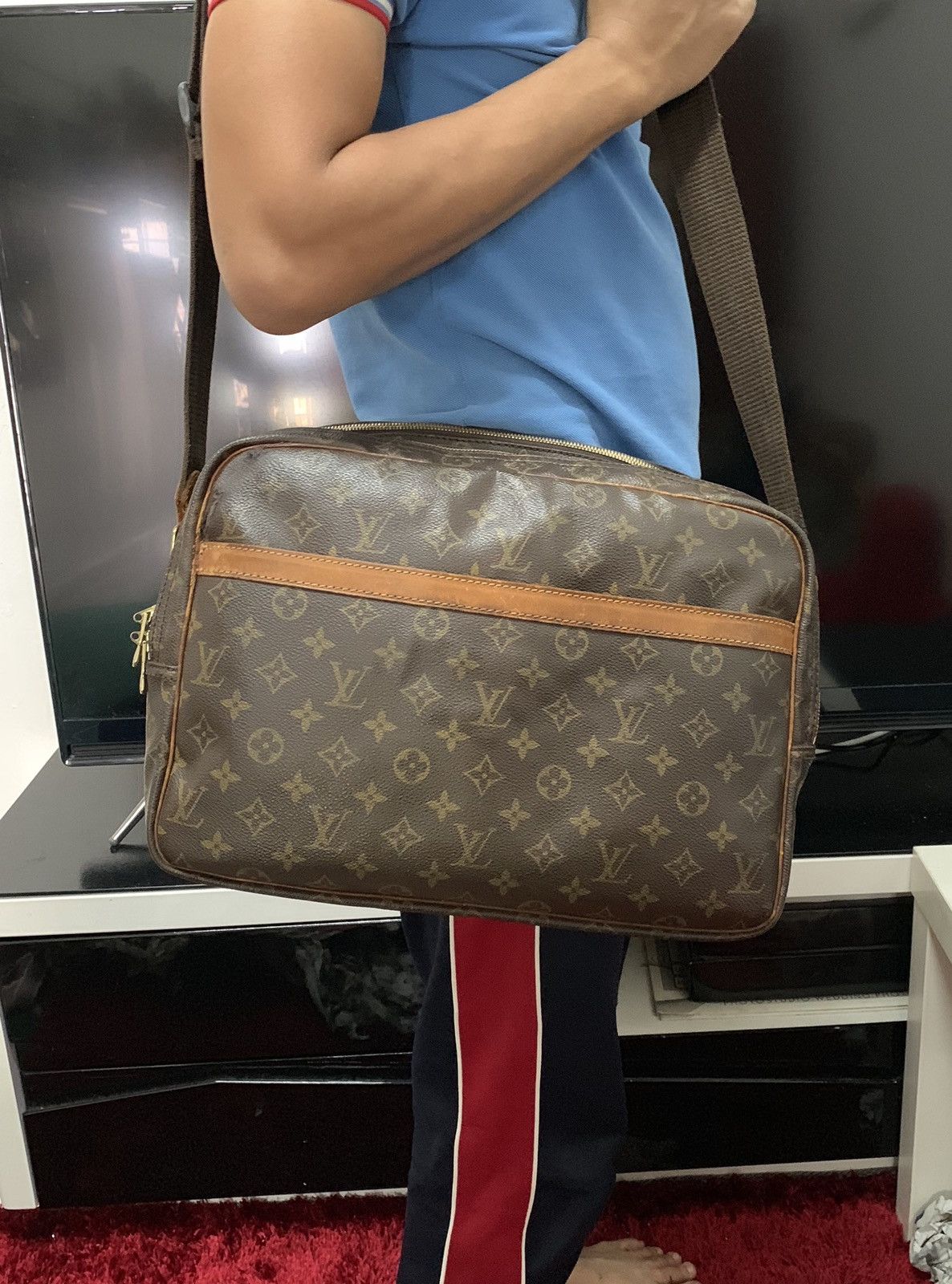 Louis Vuitton Louis Vuitton Reporter Mesengger GM Size ONE SIZE - 23 Thumbnail