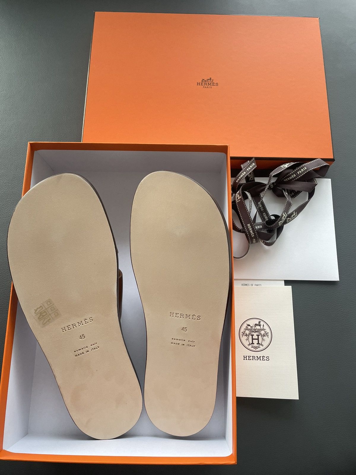 Hermes Rare Brand New Hermes Logo Leather Izmir Sandal Slides Shoes Size US 11 / EU 44 - 4 Thumbnail
