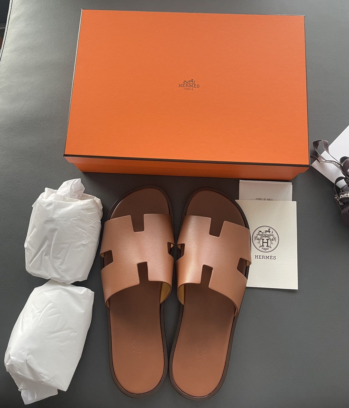 Hermes Rare Brand New Hermes Logo Leather Izmir Sandal Slides Shoes Size US 11 / EU 44 - 22 Thumbnail