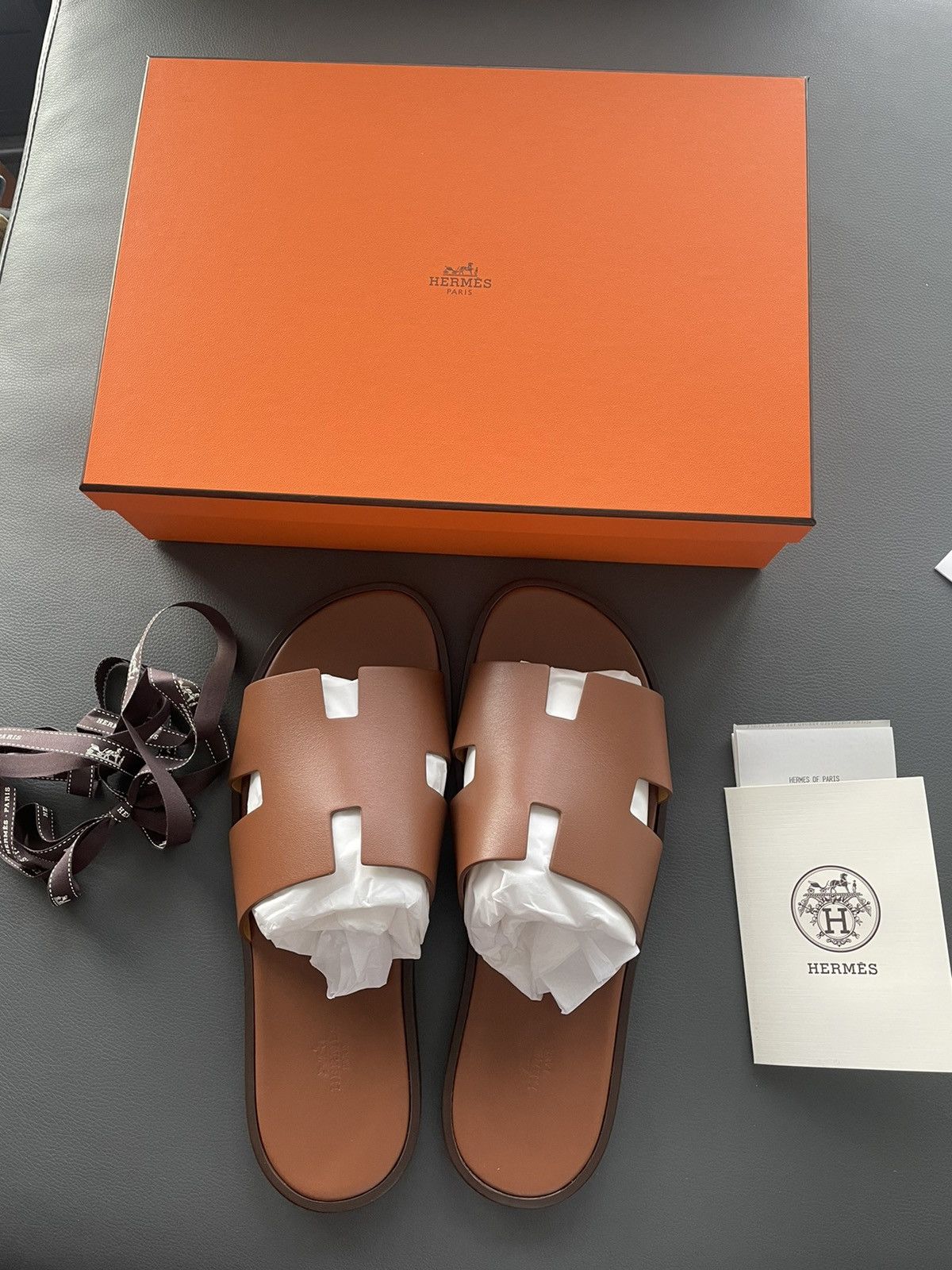 Hermes Rare Brand New Hermes Logo Leather Izmir Sandal Slides Shoes Size US 11 / EU 44 - 2 Thumbnail