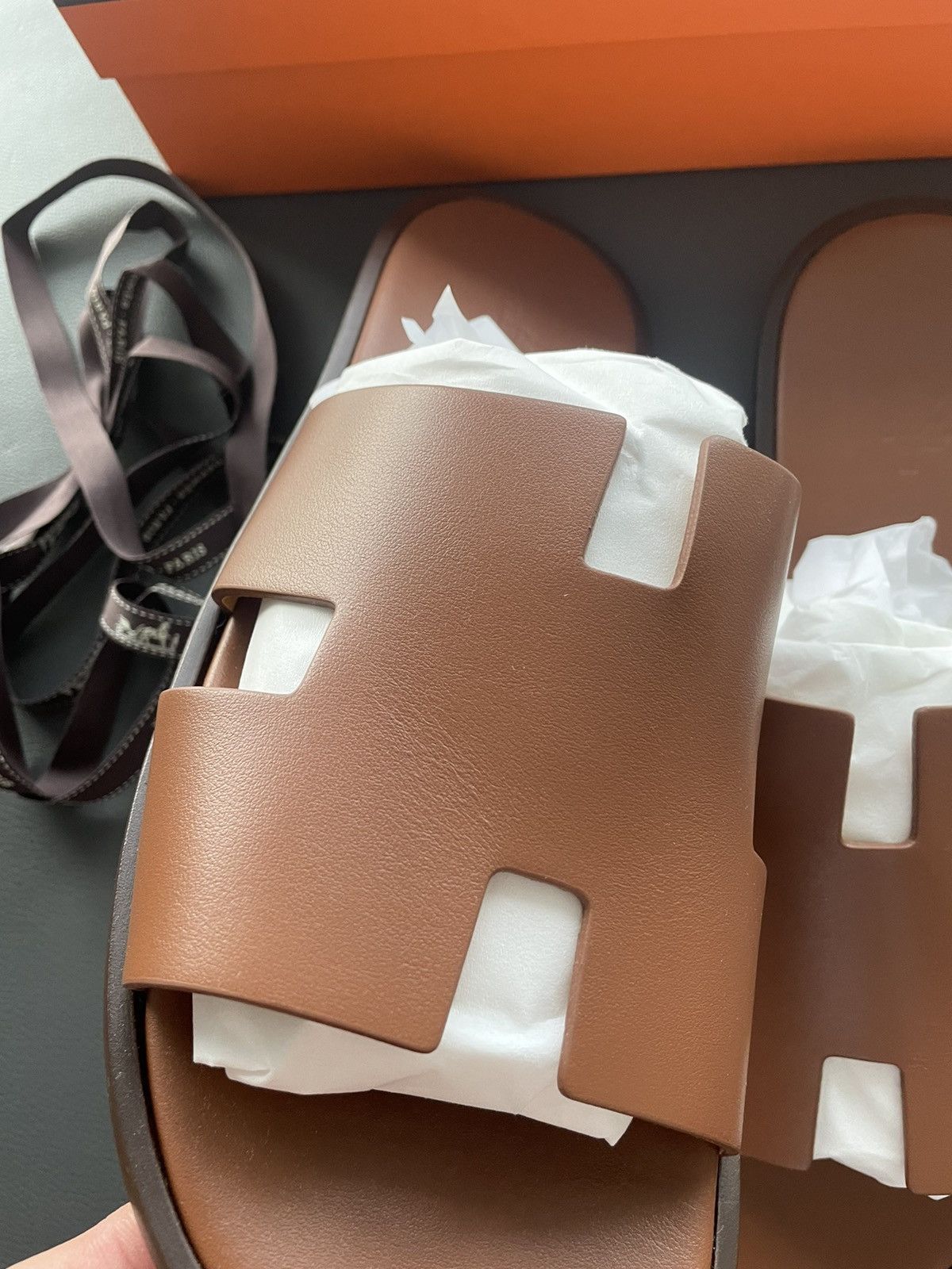 Hermes Rare Brand New Hermes Logo Leather Izmir Sandal Slides Shoes Size US 11 / EU 44 - 16 Thumbnail