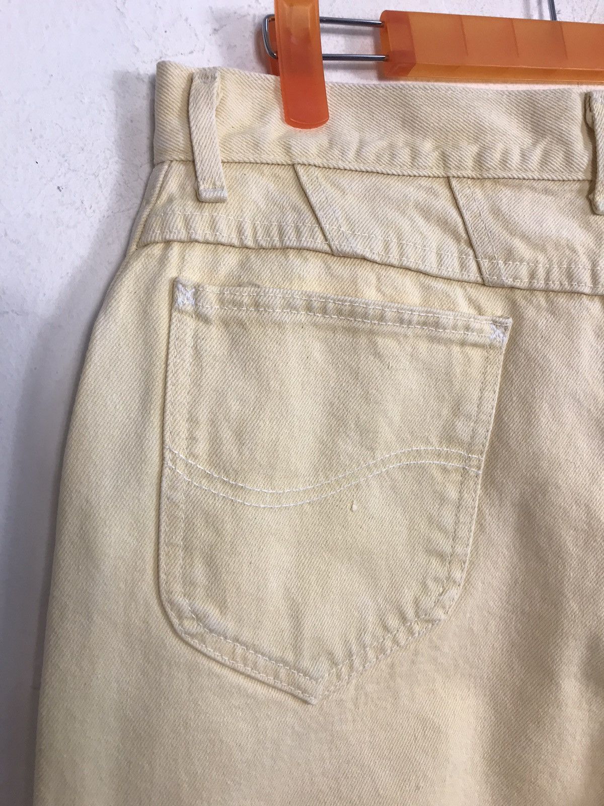 Lee × Vintage Vintage Lee Riders Jeans Colour Yellow Style Size US 31 - 12 Thumbnail