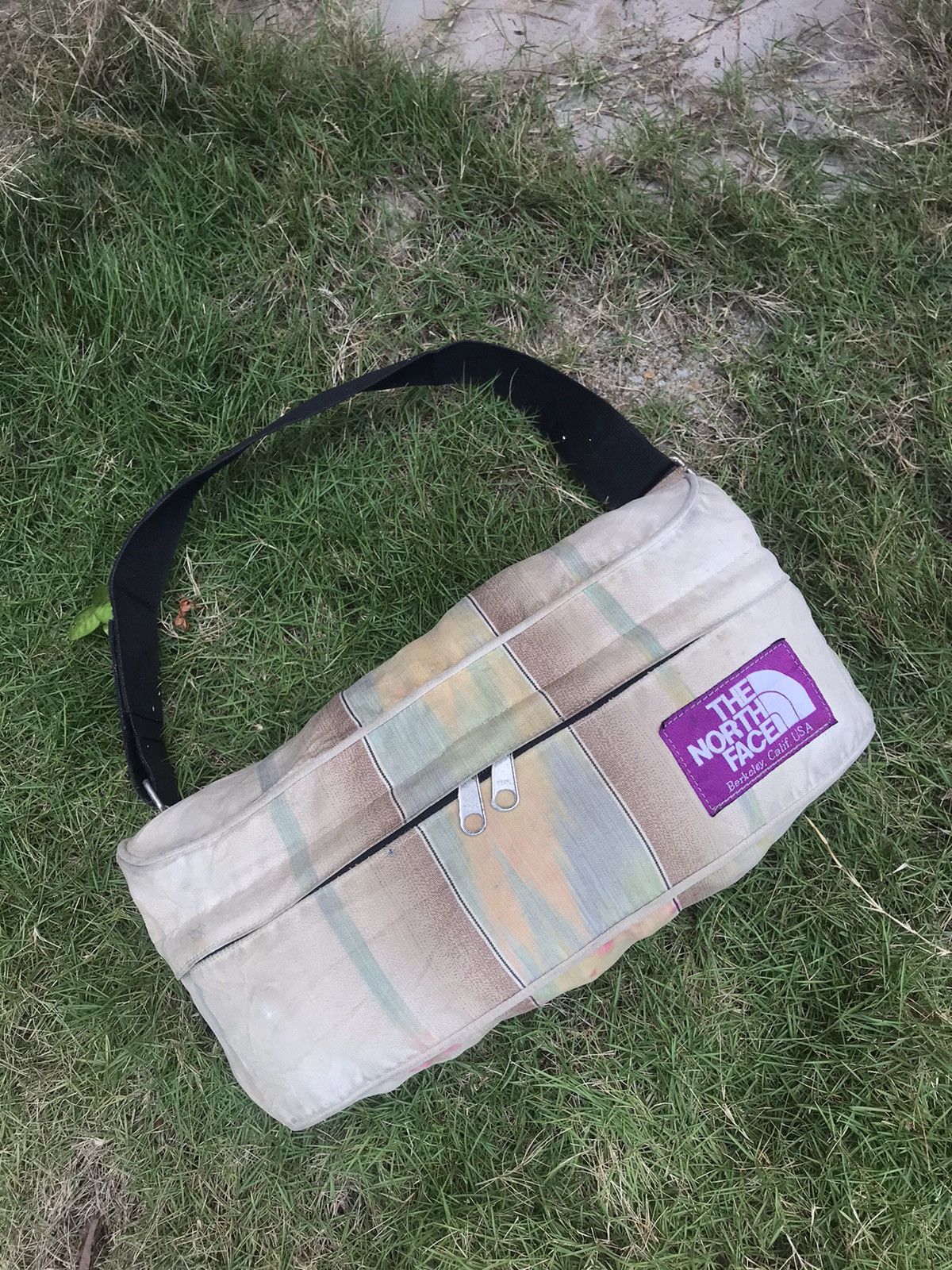 VINTAGE THE NORTH FACE PURPLE LABEL CROSSBODY BAG