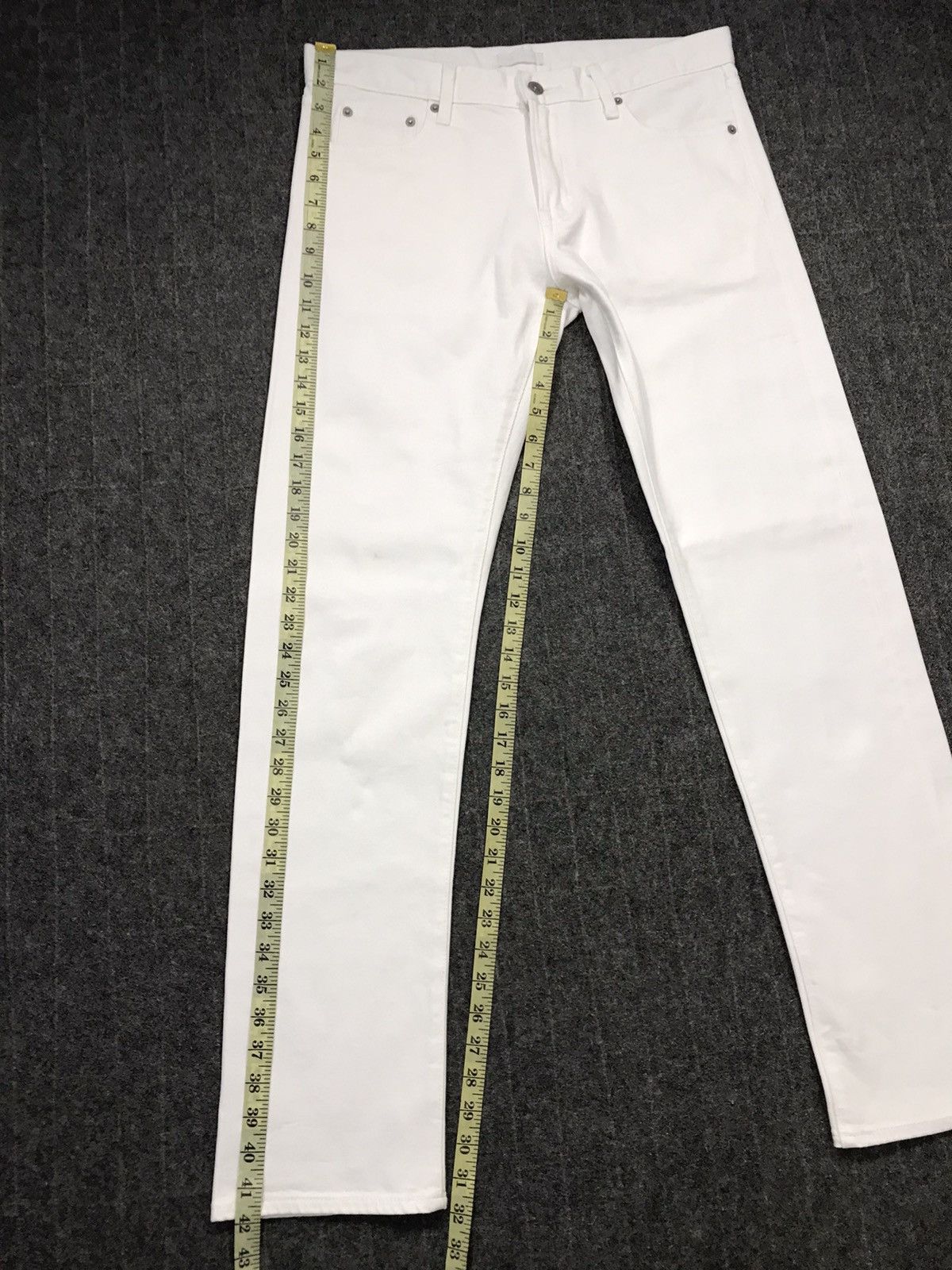 Japanese Brand × Uniqlo Uniqlo Jeans Colour White Selvedge Style Size US 34 / EU 50 - 19 Thumbnail
