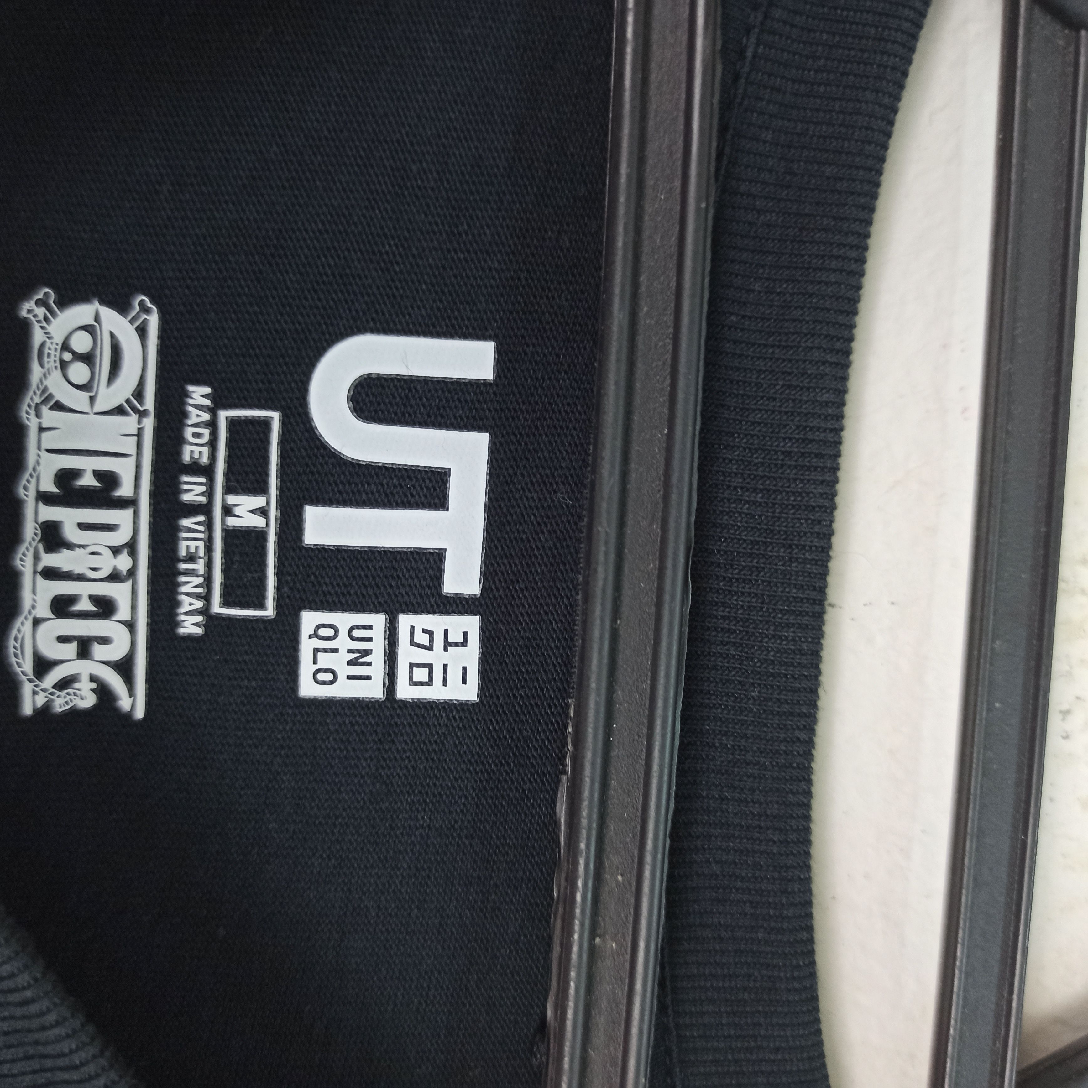 One Piece Anime One Piece X Uniqlo Size US M / EU 48-50 / 2 - 6 Thumbnail