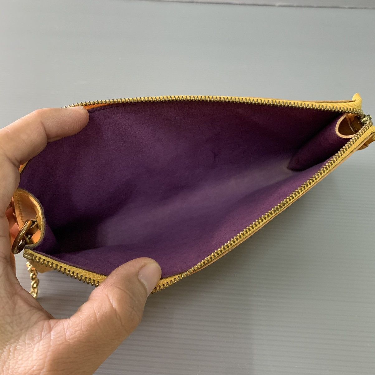 Louis Vuitton Louis Vuitton Pochette Epi Yellow Bag Size ONE SIZE - 7 Thumbnail