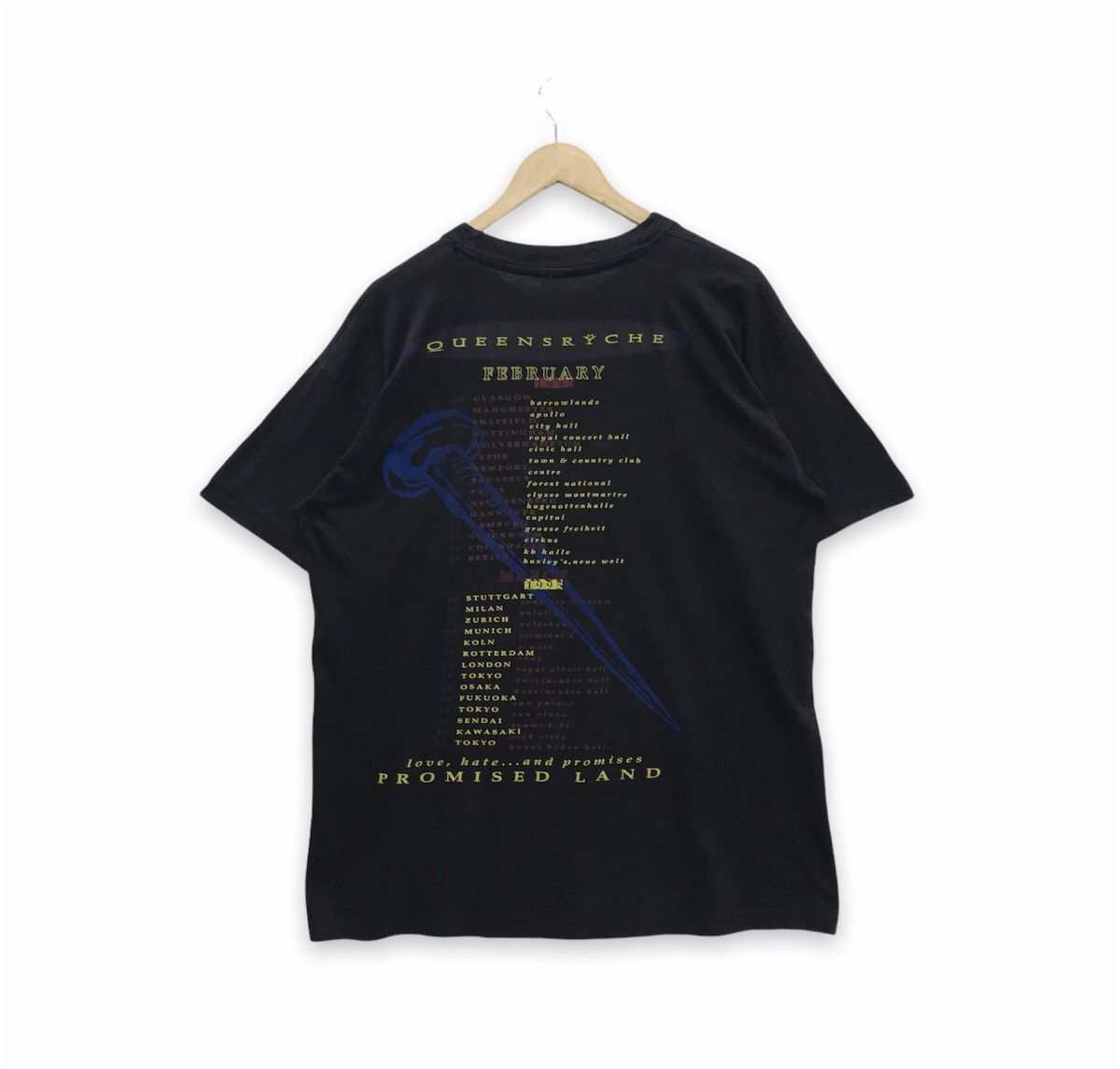Band Tees × Vintage Rare!! Vintage Queensryche Heavy Metal Band Tour Tee Size US L / EU 52-54 / 3 - 2 Thumbnail