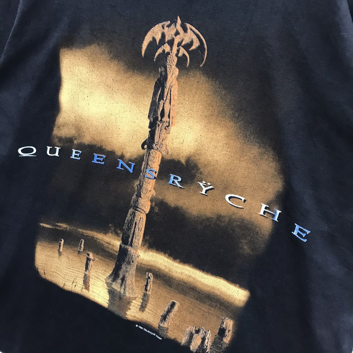 Band Tees × Vintage Rare!! Vintage Queensryche Heavy Metal Band Tour Tee Size US L / EU 52-54 / 3 - 10 Thumbnail
