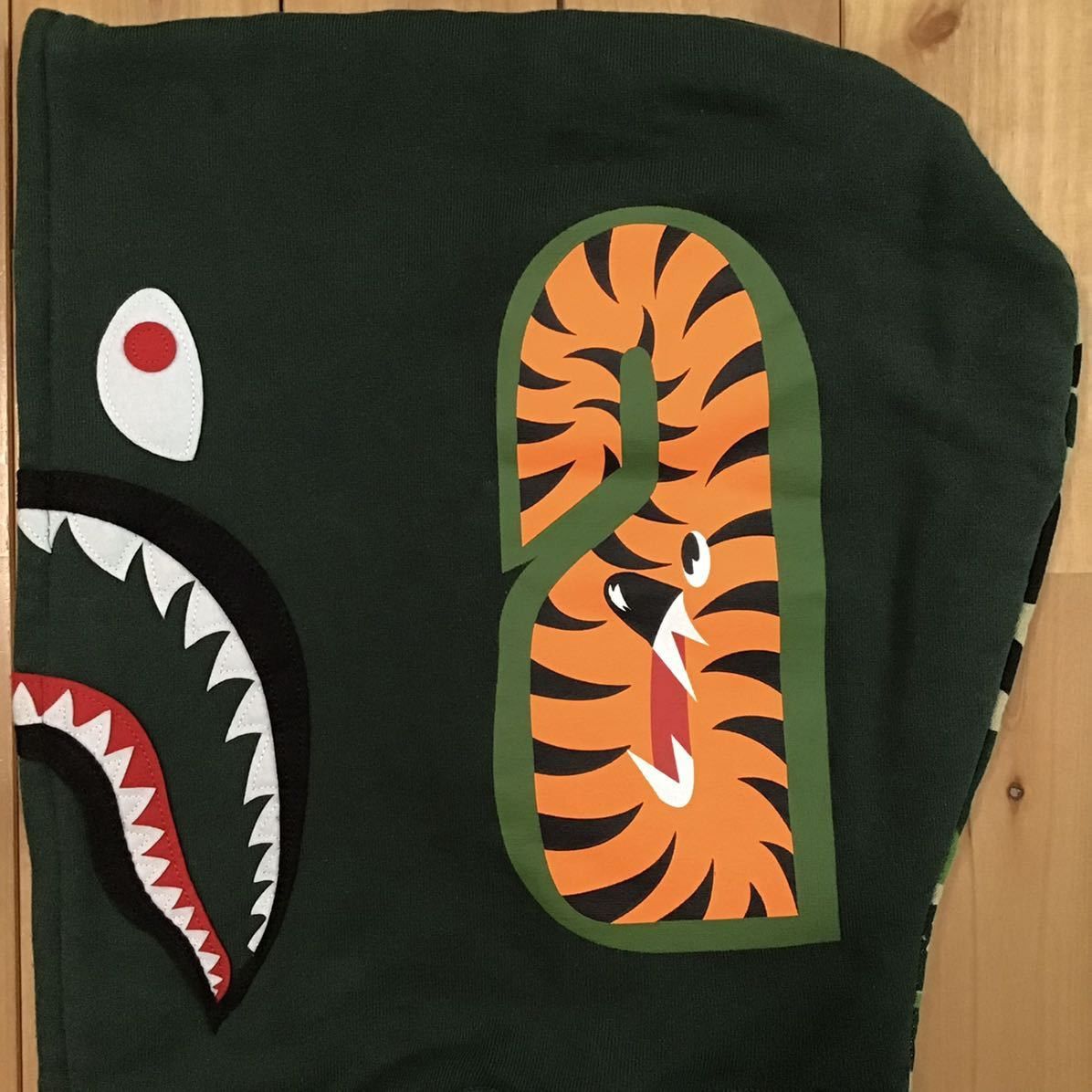 Bape ABC camo green × DARK green shark full zip hoodie BAPE Size US XXL / EU 58 / 5 - 5 Thumbnail