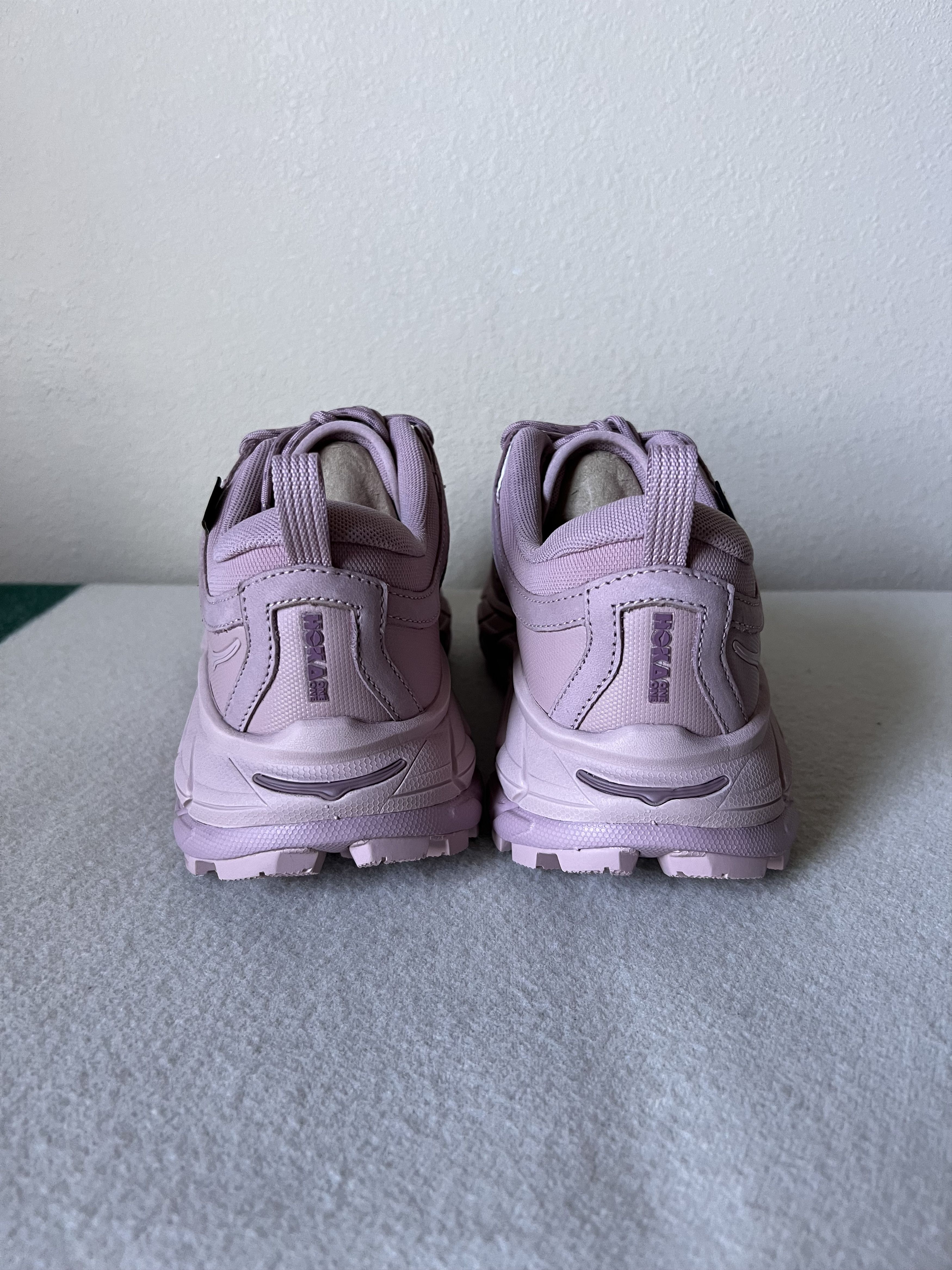 Hoka Hoka One One Tor Ultra Lo in Pale Mauve Pink Size US 8 / EU 41 - 4 Thumbnail