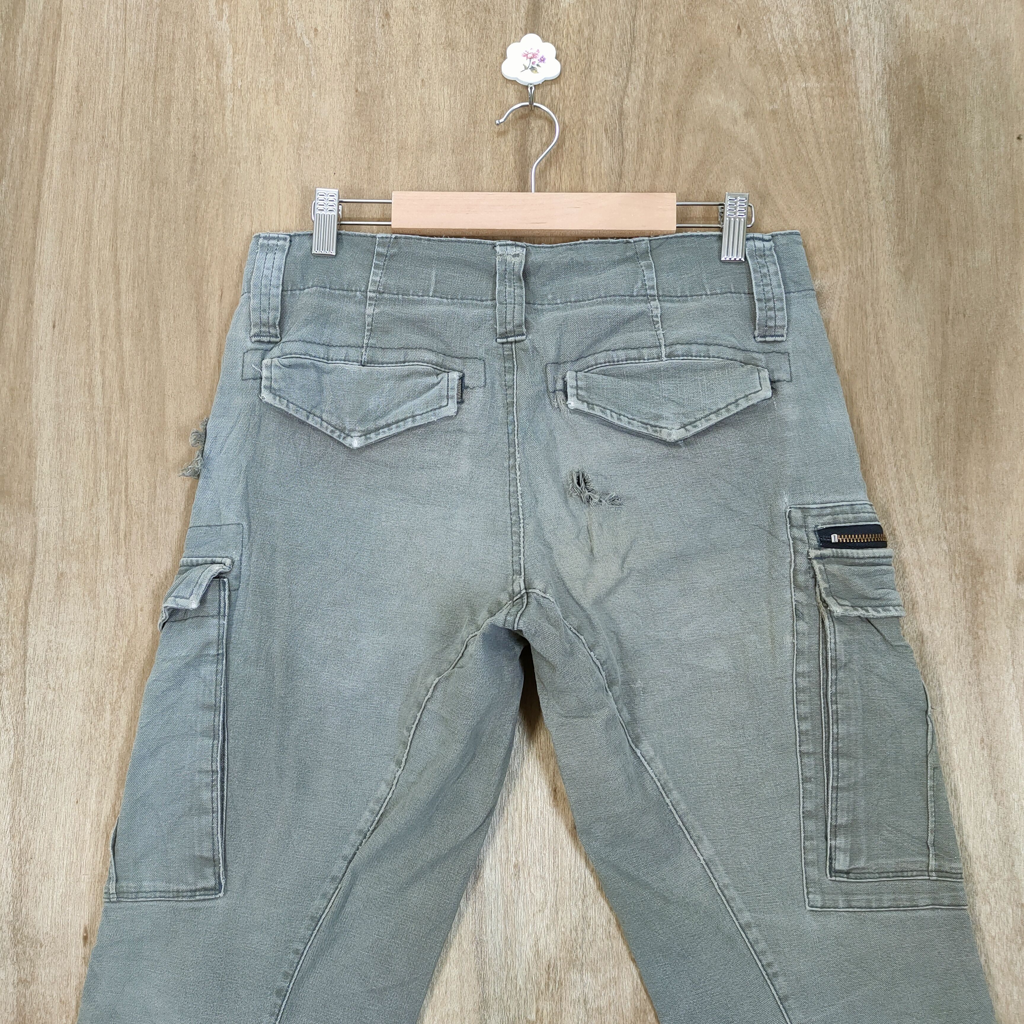 Japanese Brand VINTAGE GENBA FADED DISTRESSED CARGO PANTS Size US 30 / EU 46 - 7 Thumbnail
