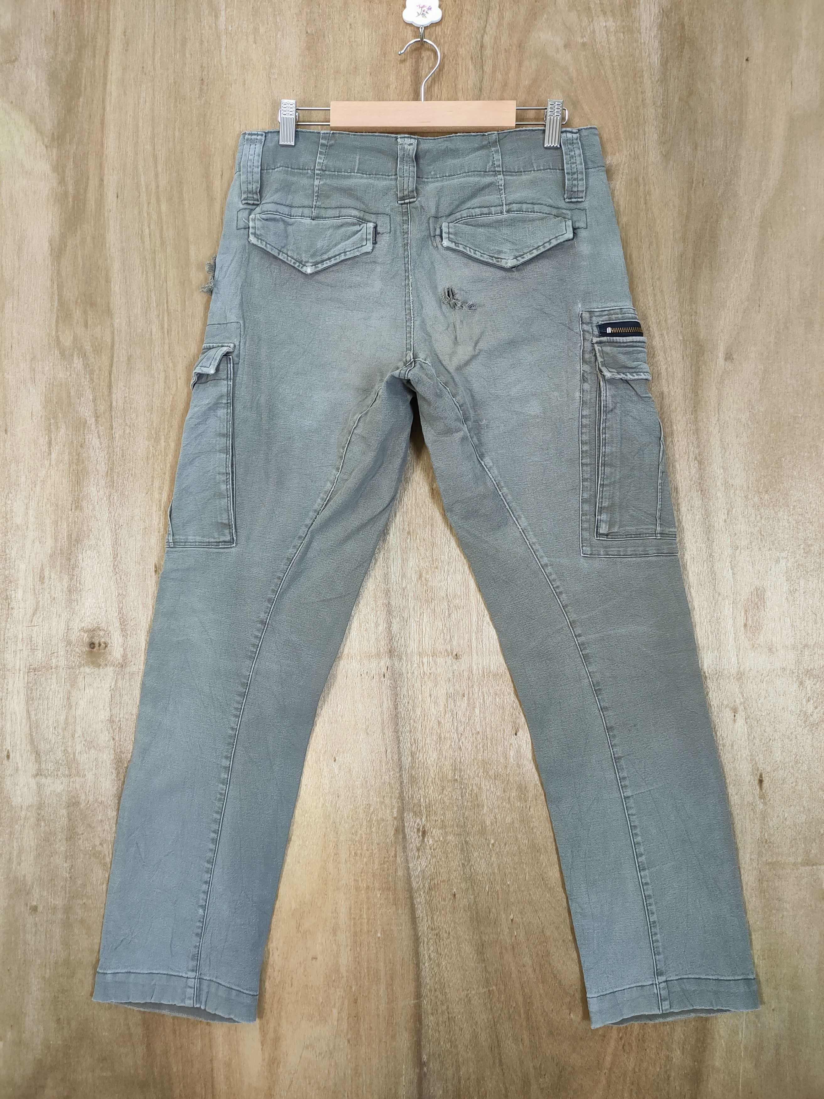 Japanese Brand VINTAGE GENBA FADED DISTRESSED CARGO PANTS Size US 30 / EU 46 - 2 Thumbnail